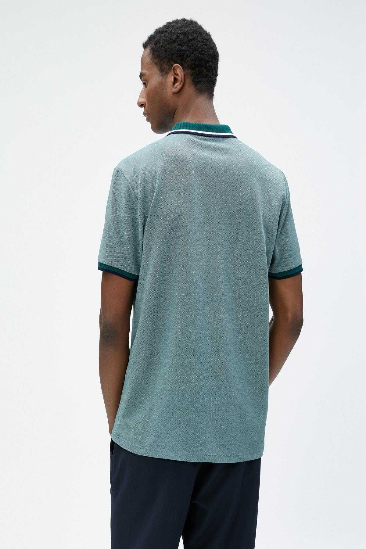 تیشرت یقه پولو با چاپ آستین کوتاه لوله کشی دکمه دار