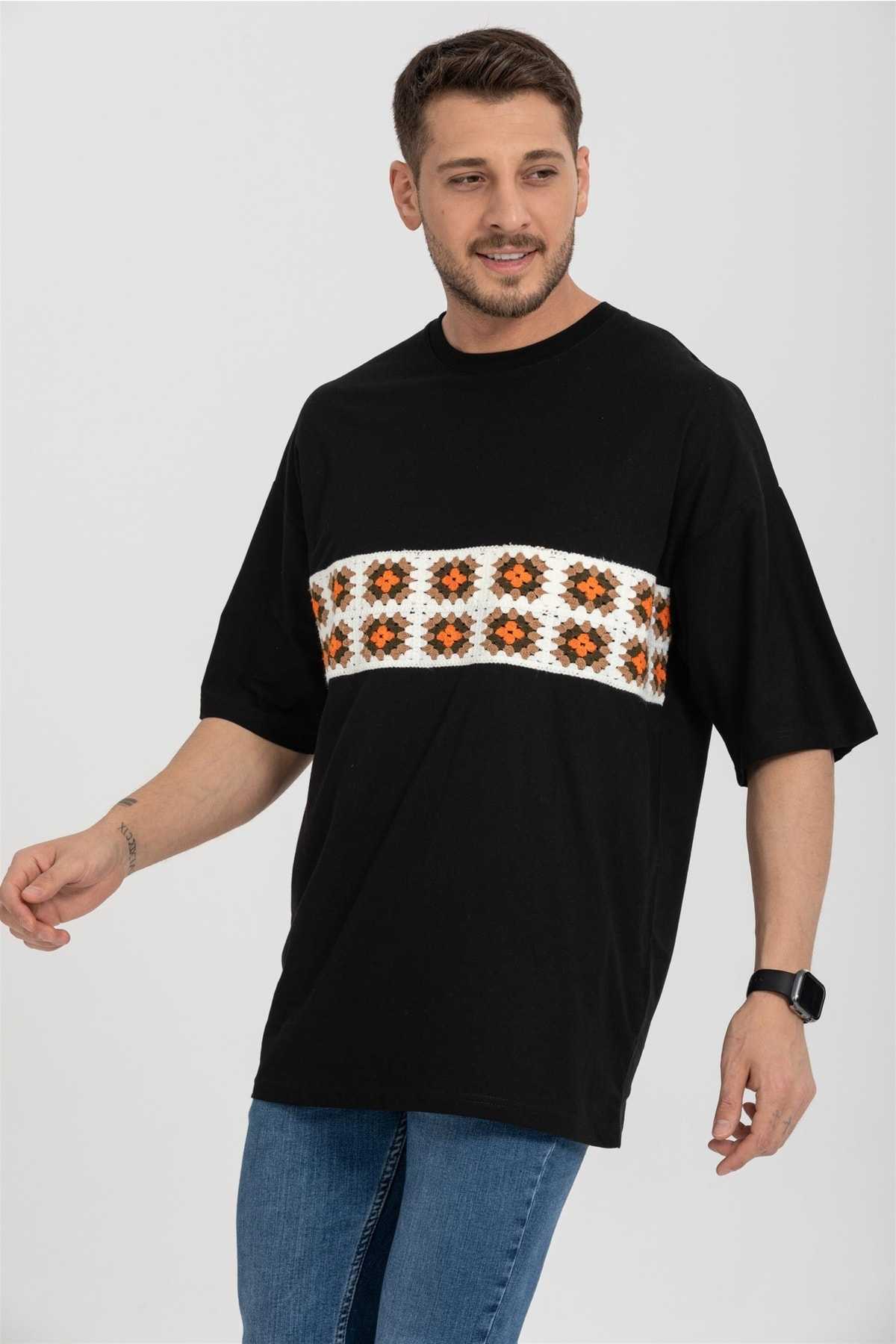 تیشرت سایز بزرگ R-5730 با یقه خدمه گلدوزی با جزئیات