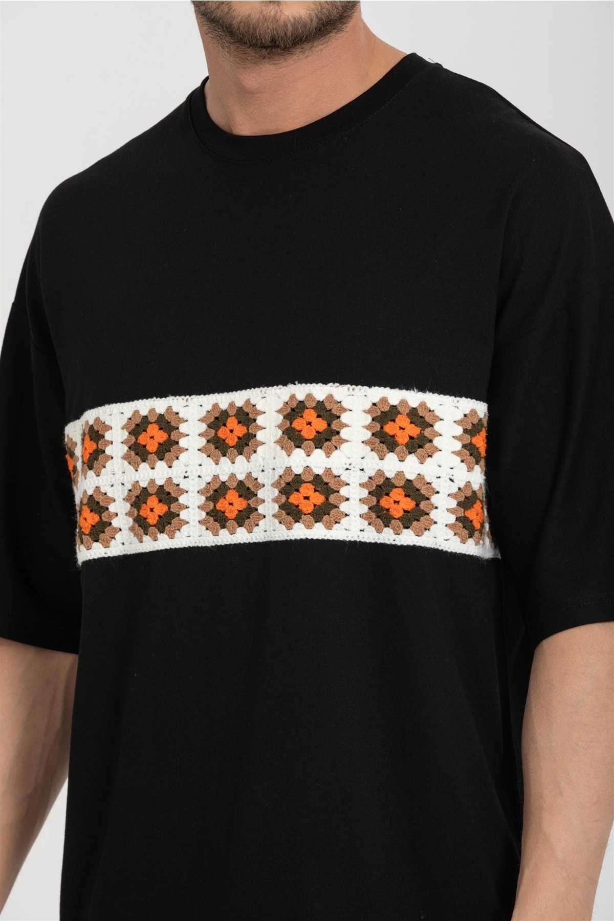 تیشرت سایز بزرگ R-5730 با یقه خدمه گلدوزی با جزئیات