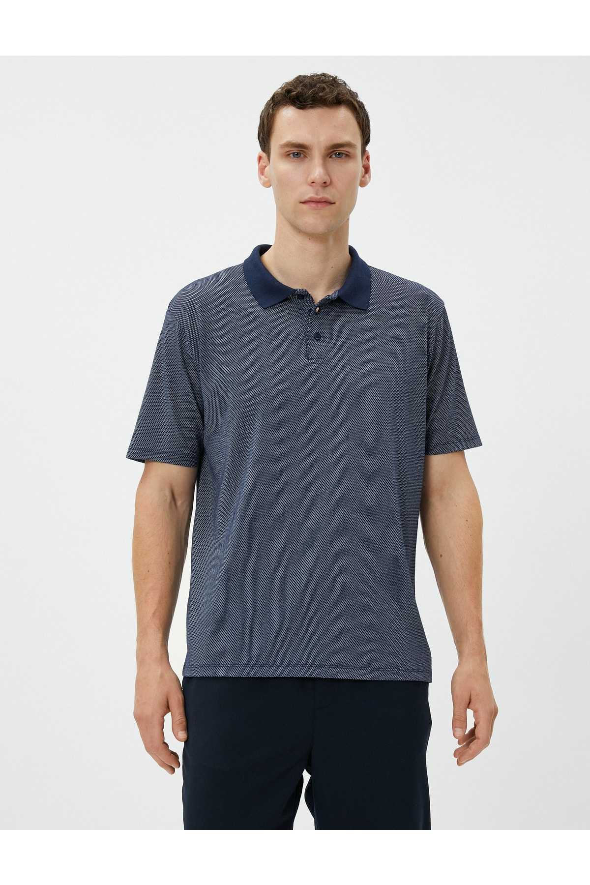 تیشرت یقه پولو پایه آستین کوتاه دکمه دار