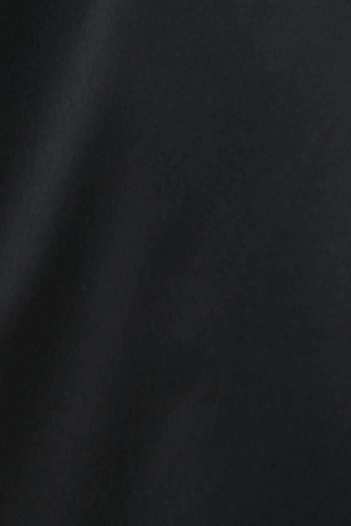 شلوارک اسپرت ساق دار دولایه با بند کمر