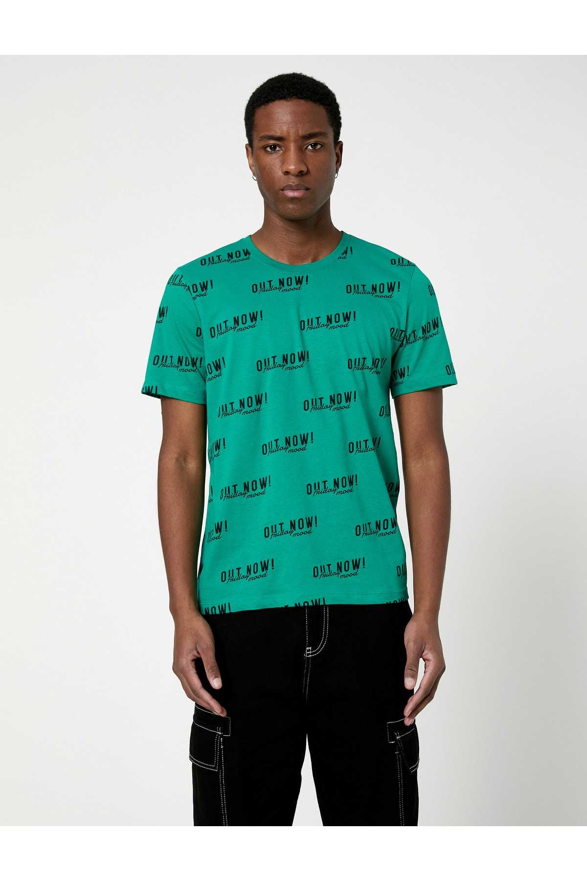 تیشرت یقه کوتاه نخی با چاپ شعار