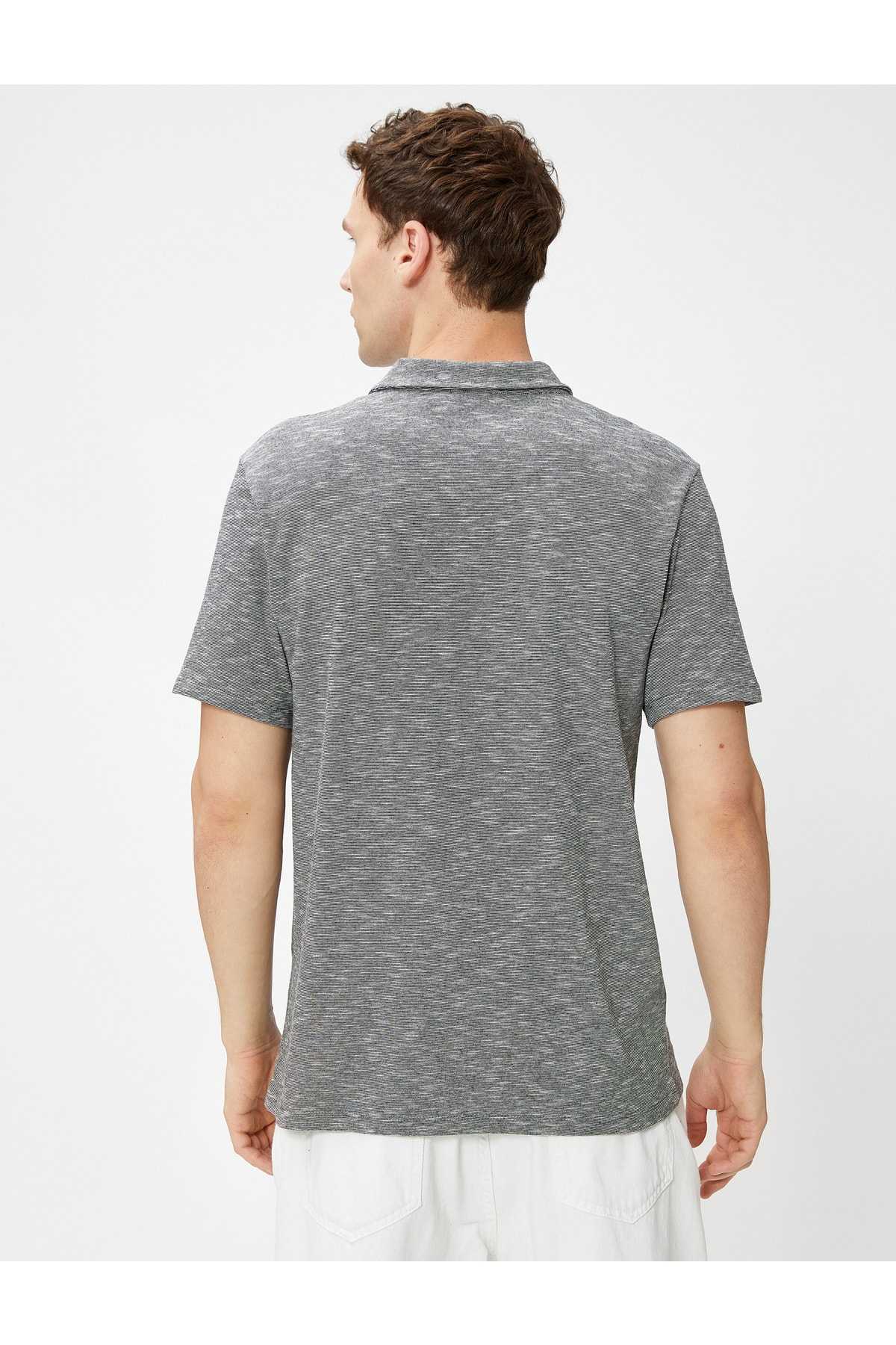 تیشرت یقه پولو آستین کوتاه دکمه دار