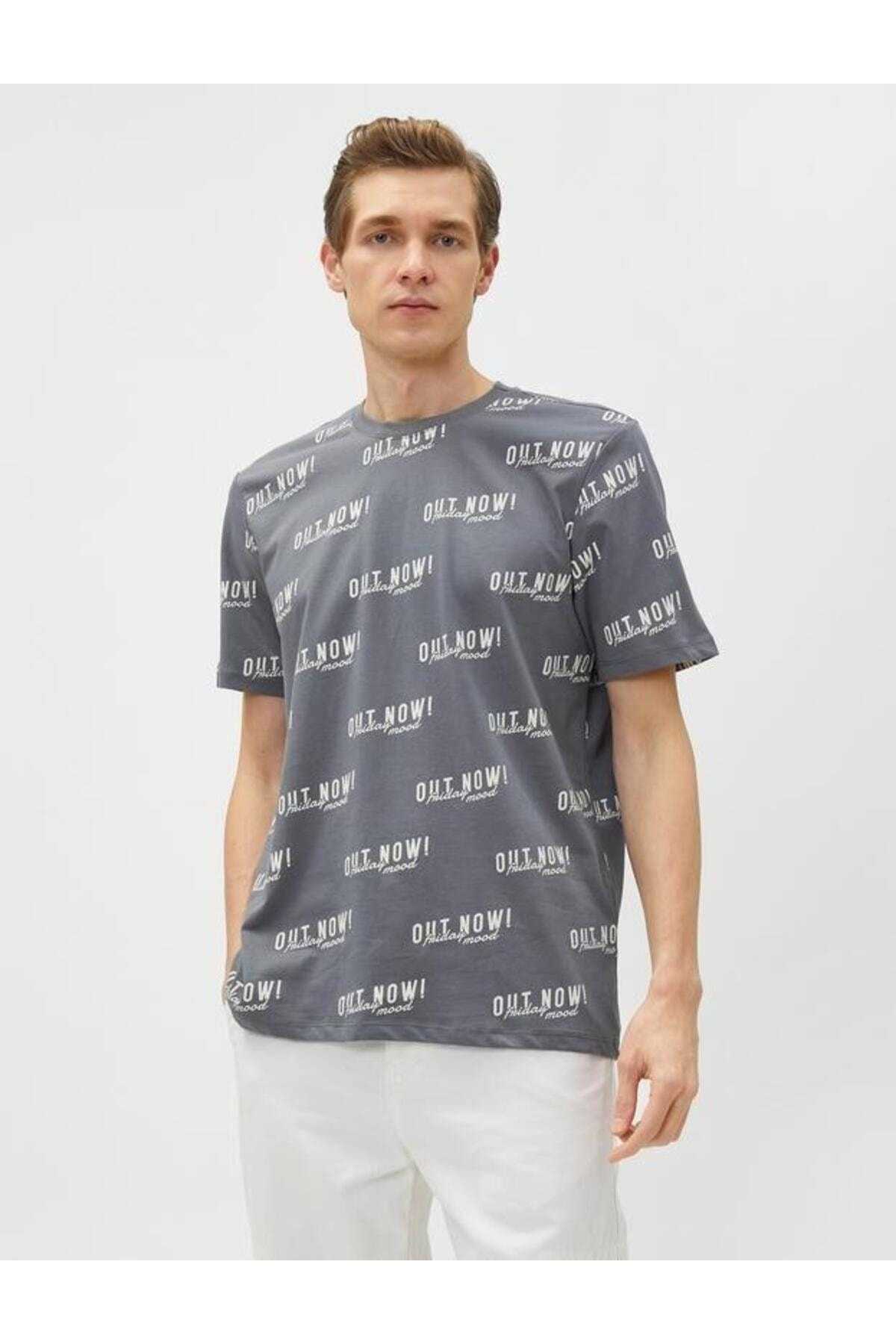 تیشرت یقه کوتاه نخی با چاپ شعار