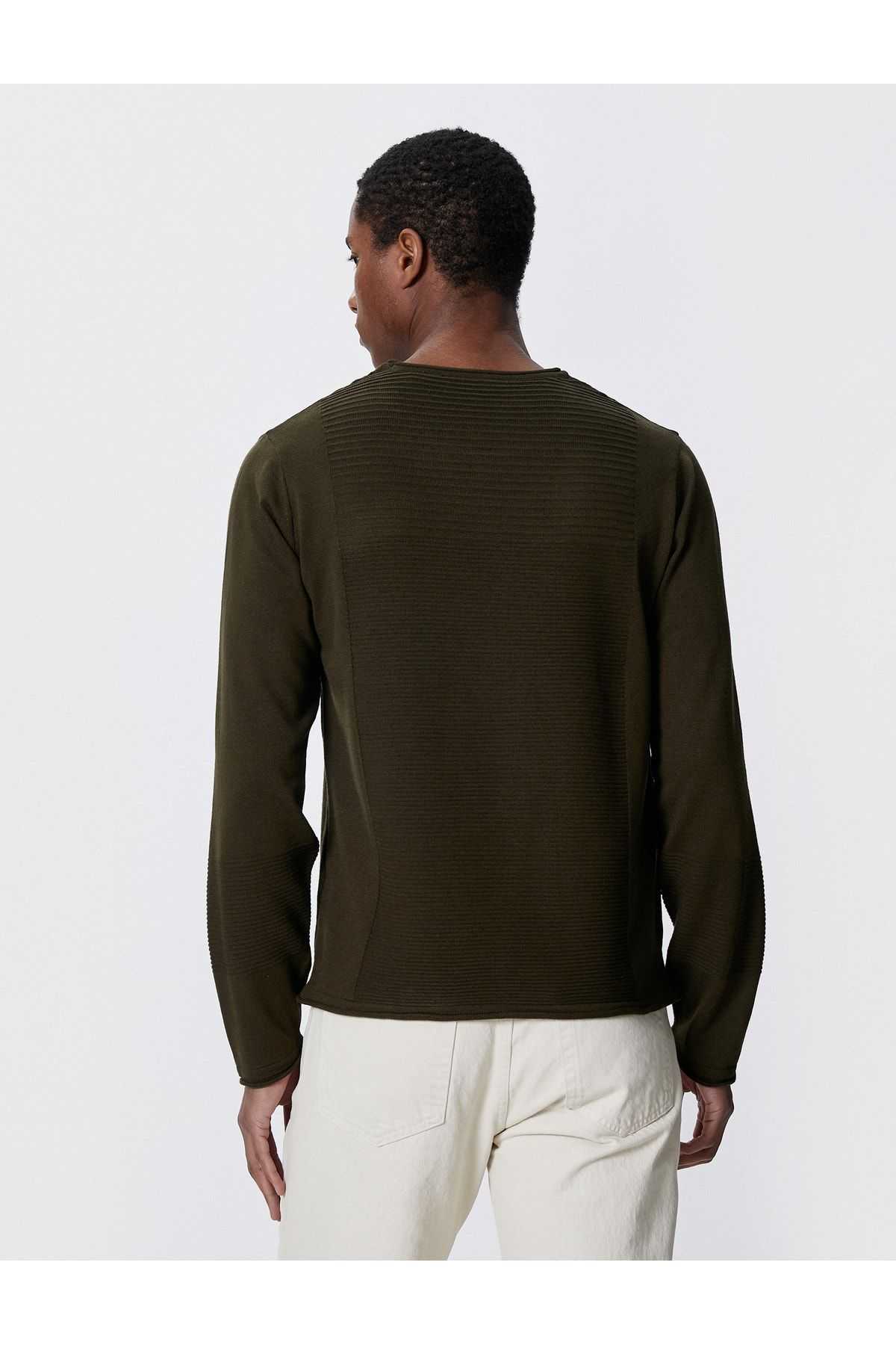 ژاکت بافتنی ساده با بافت یقه گرد با تناسب باریک