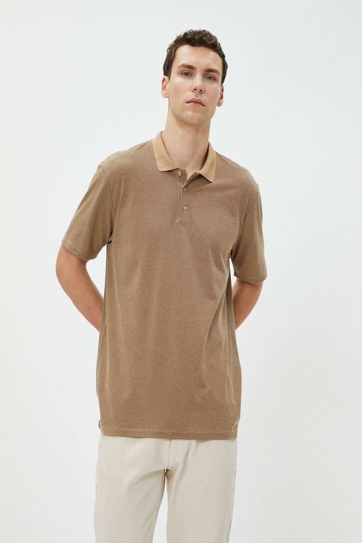 تیشرت یقه پولو پایه آستین کوتاه دکمه دار