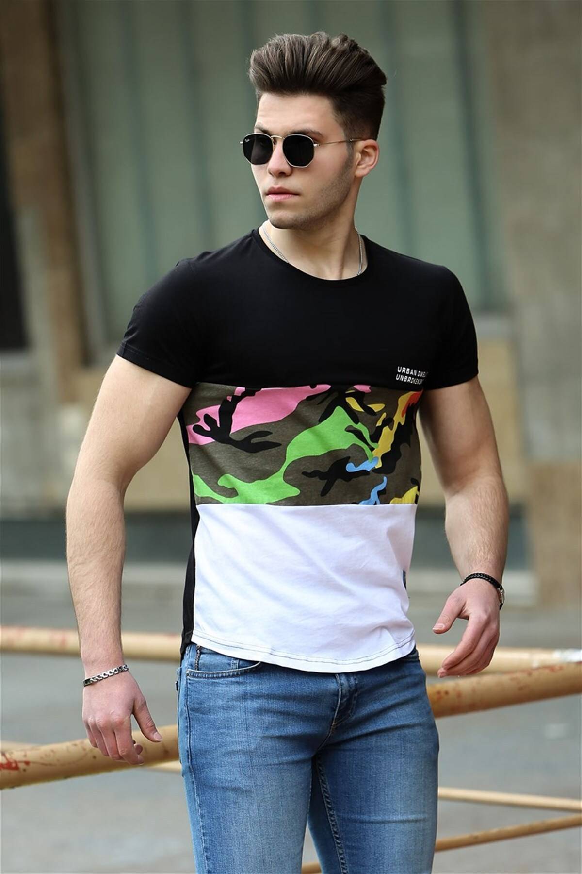 تیشرت مشکی طرح دار