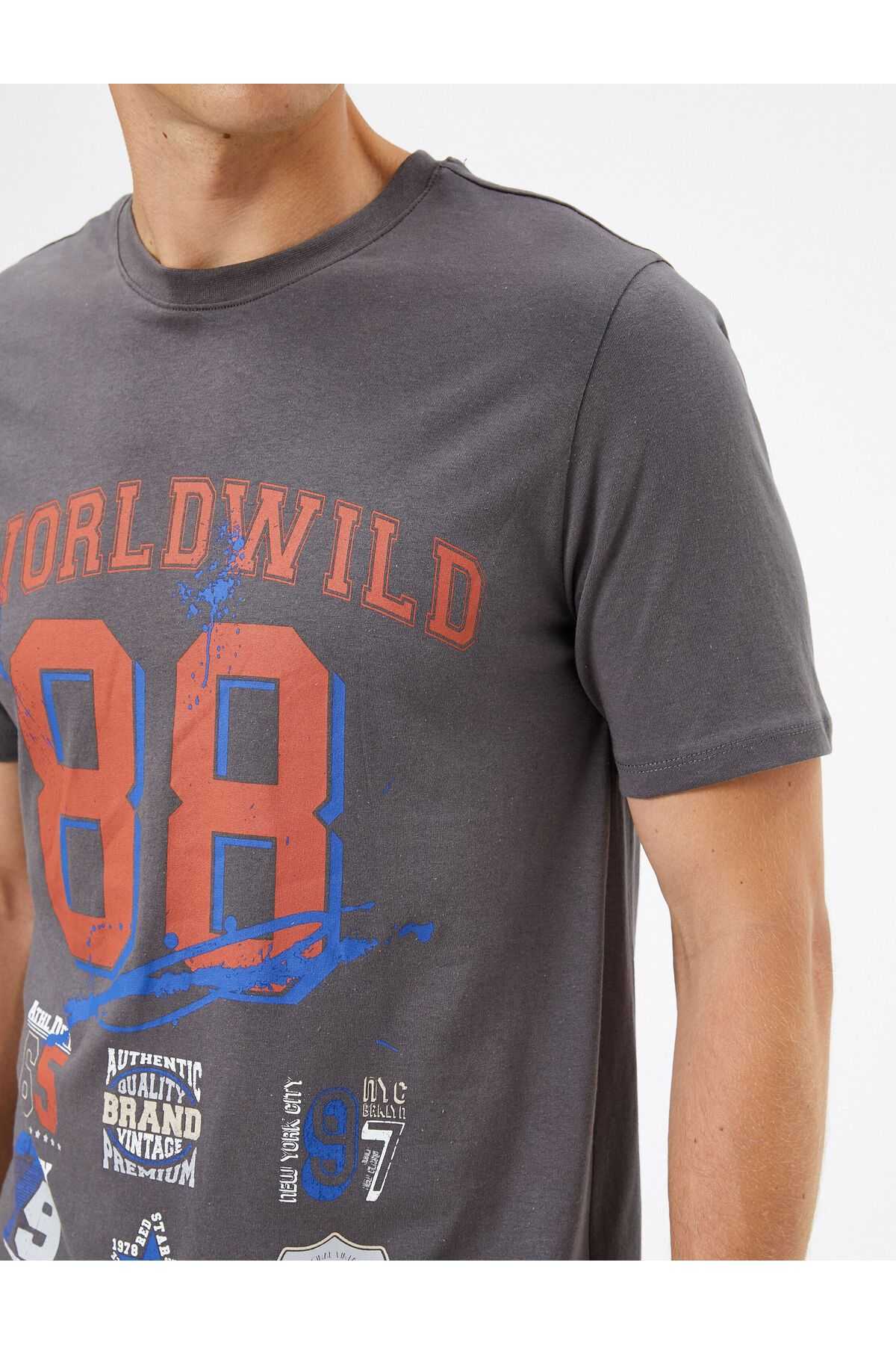 تیشرت کالج با یقه آستین کوتاه نخی