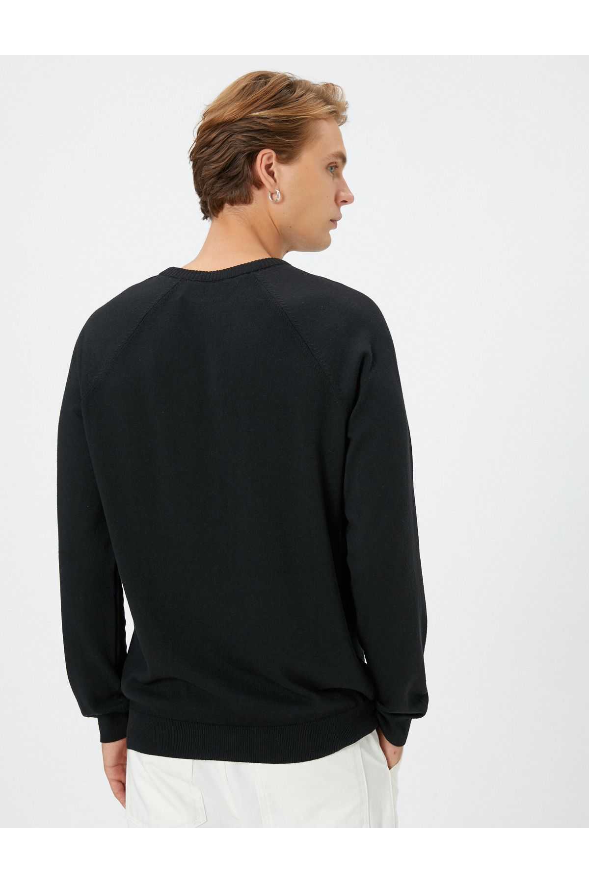 ژاکت بافتنی آستین های راگلان یقه باریک