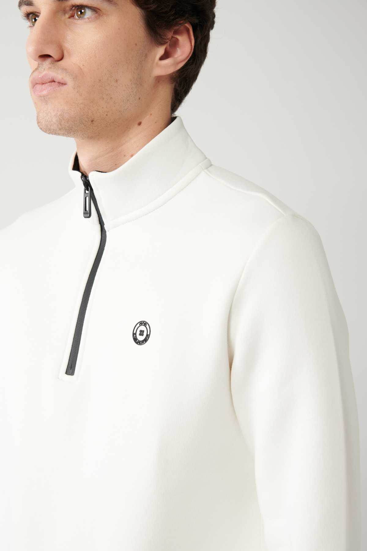 سویشرت یونیسکس یقه ای مشکی زیپ دار 3 نخی