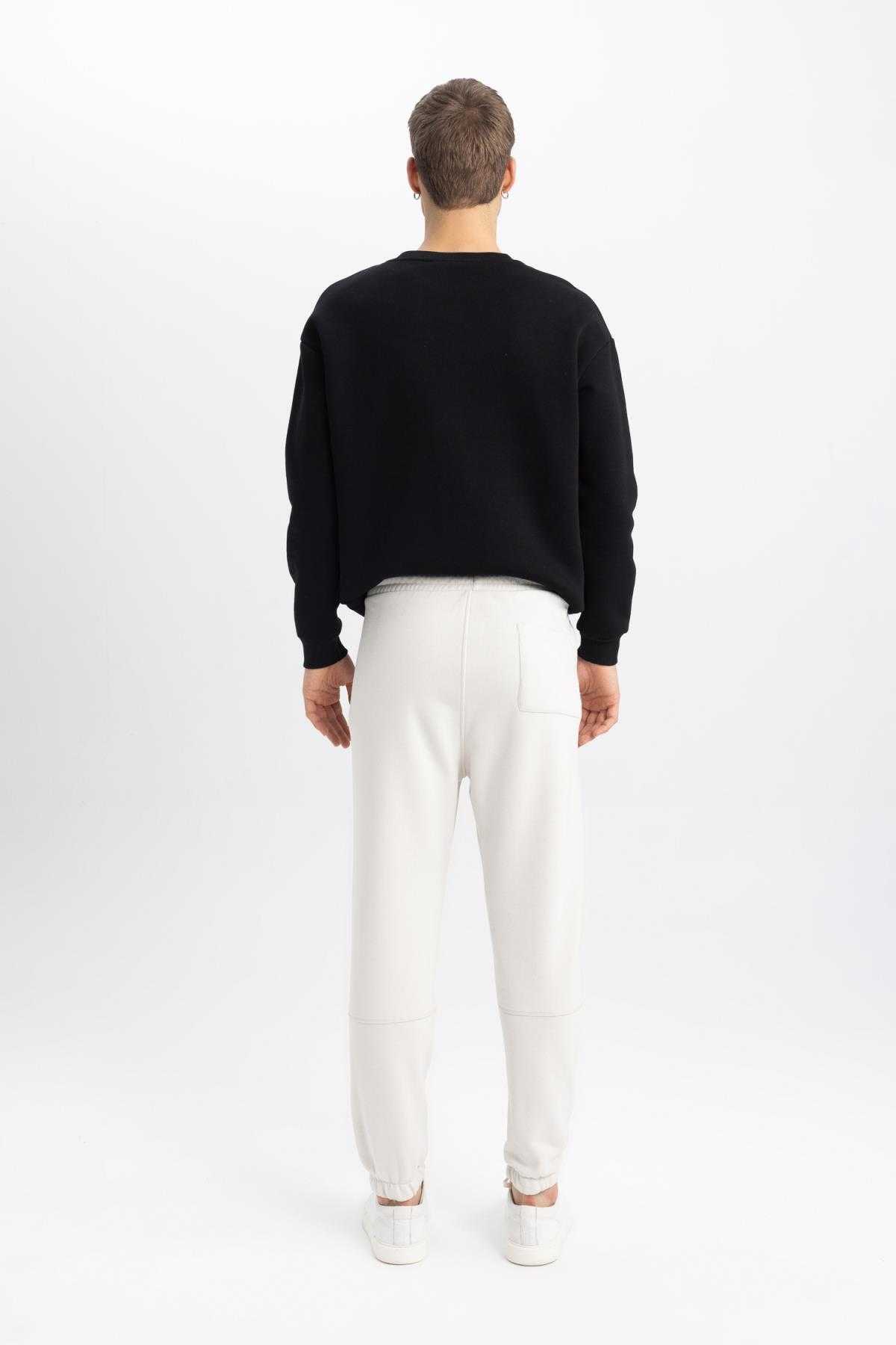 شلوار گرمکن جیبی منظم