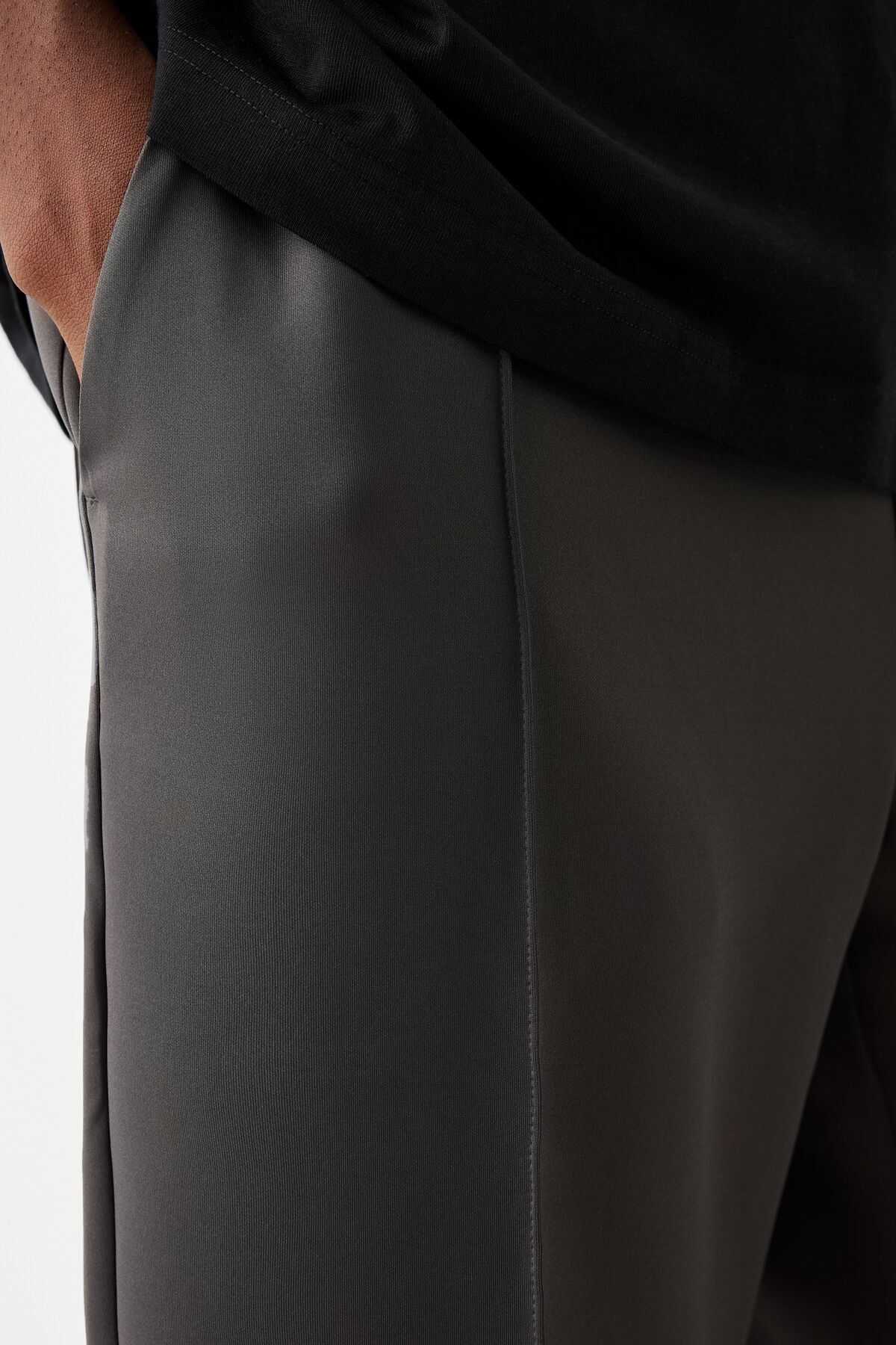 شورت برمودا جوگر اینترلاک