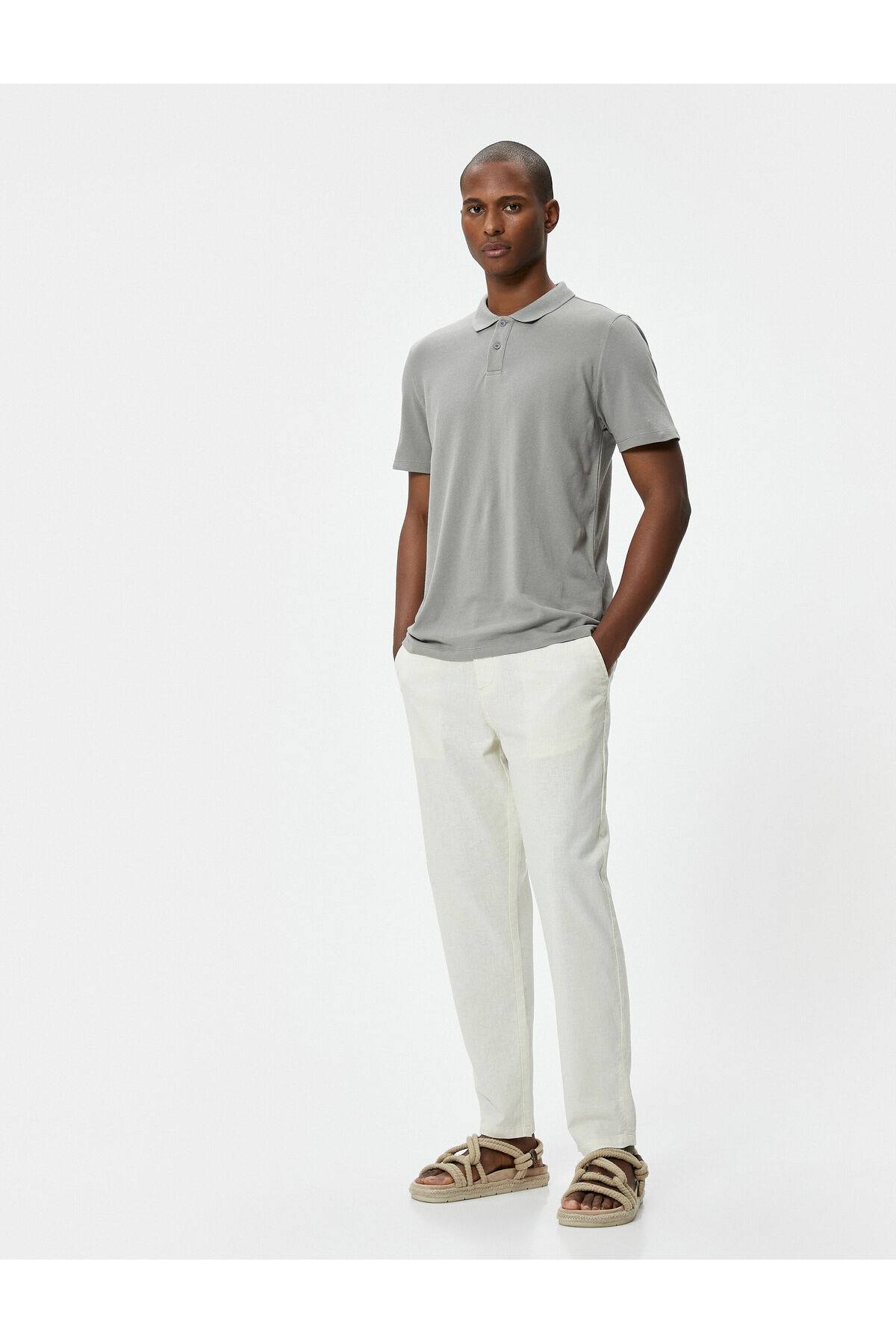 تیشرت یقه پولو آستین کوتاه دکمه دار باریک