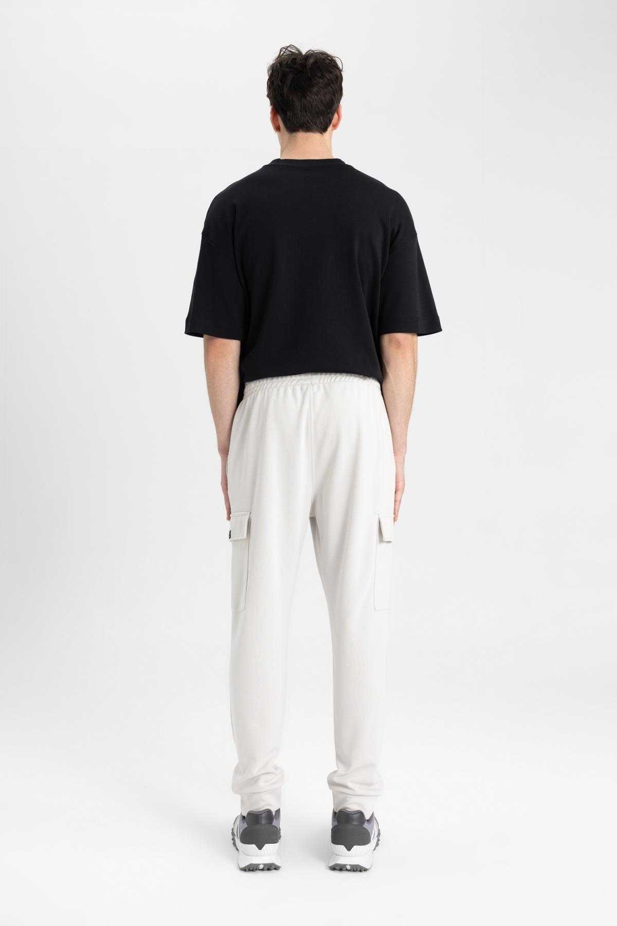 شلوار گرمکن جیبی کارگو با تناسب معمولی A6209ax24sp