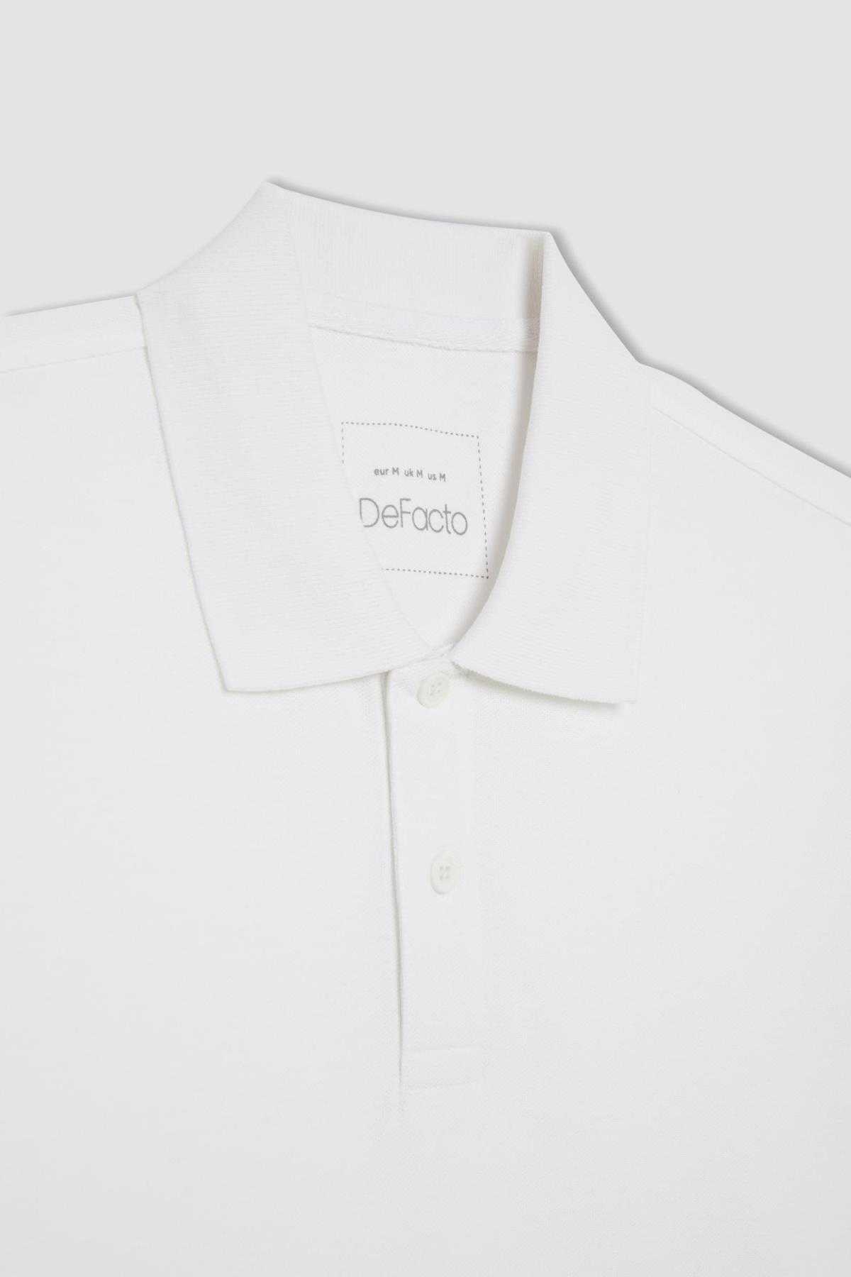 تیشرت پولو یقه ای با تناسب معمولی جدید