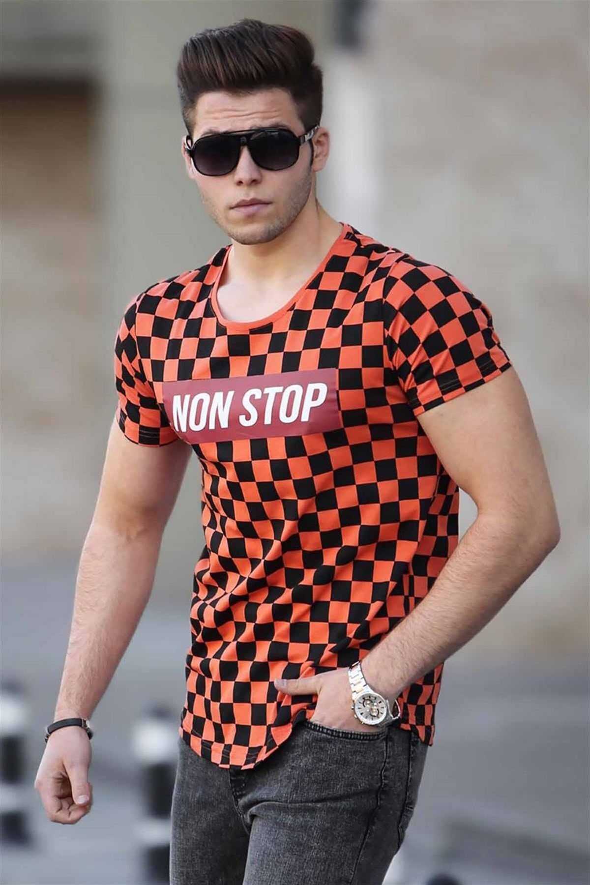 تیشرت نعنایی سبز چاپ شطرنجی