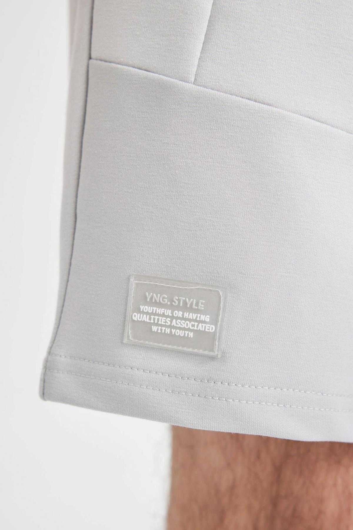 شلوارک باریک و باریک