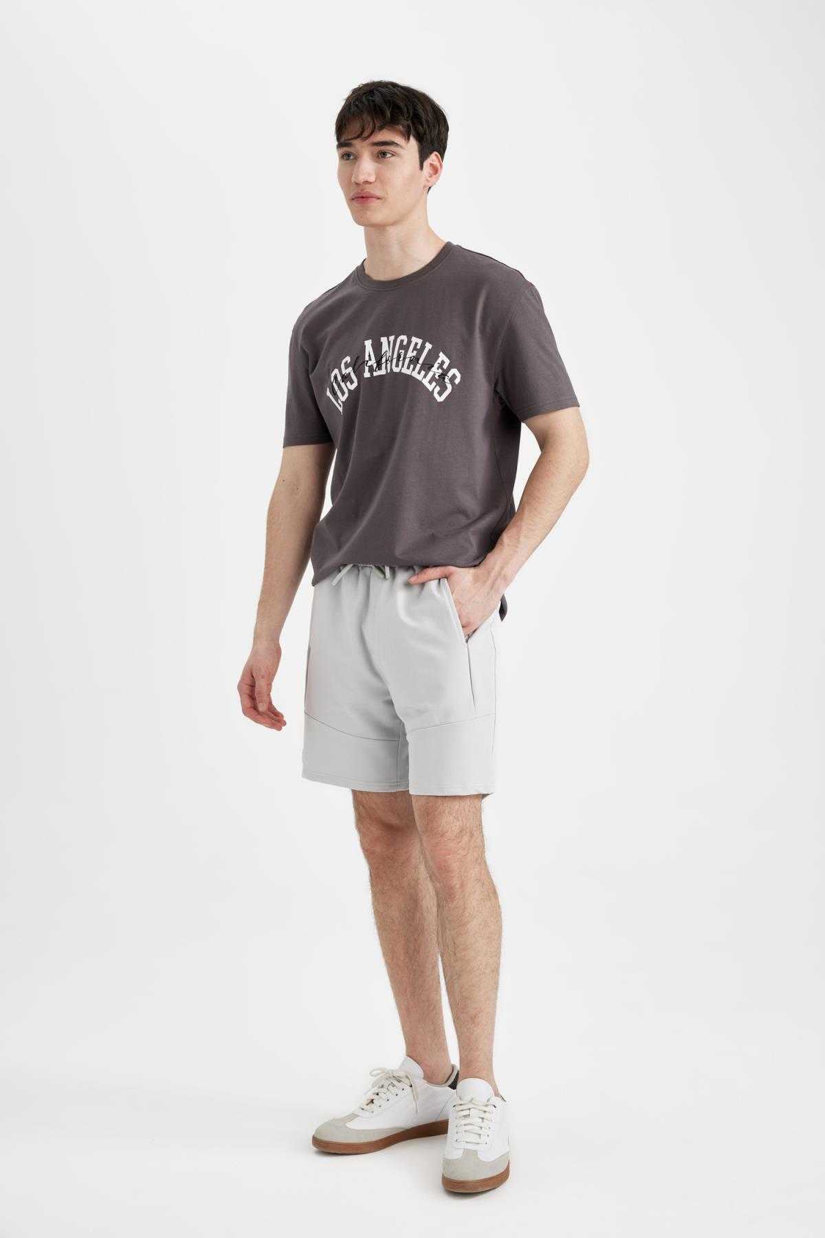 شلوارک باریک و باریک