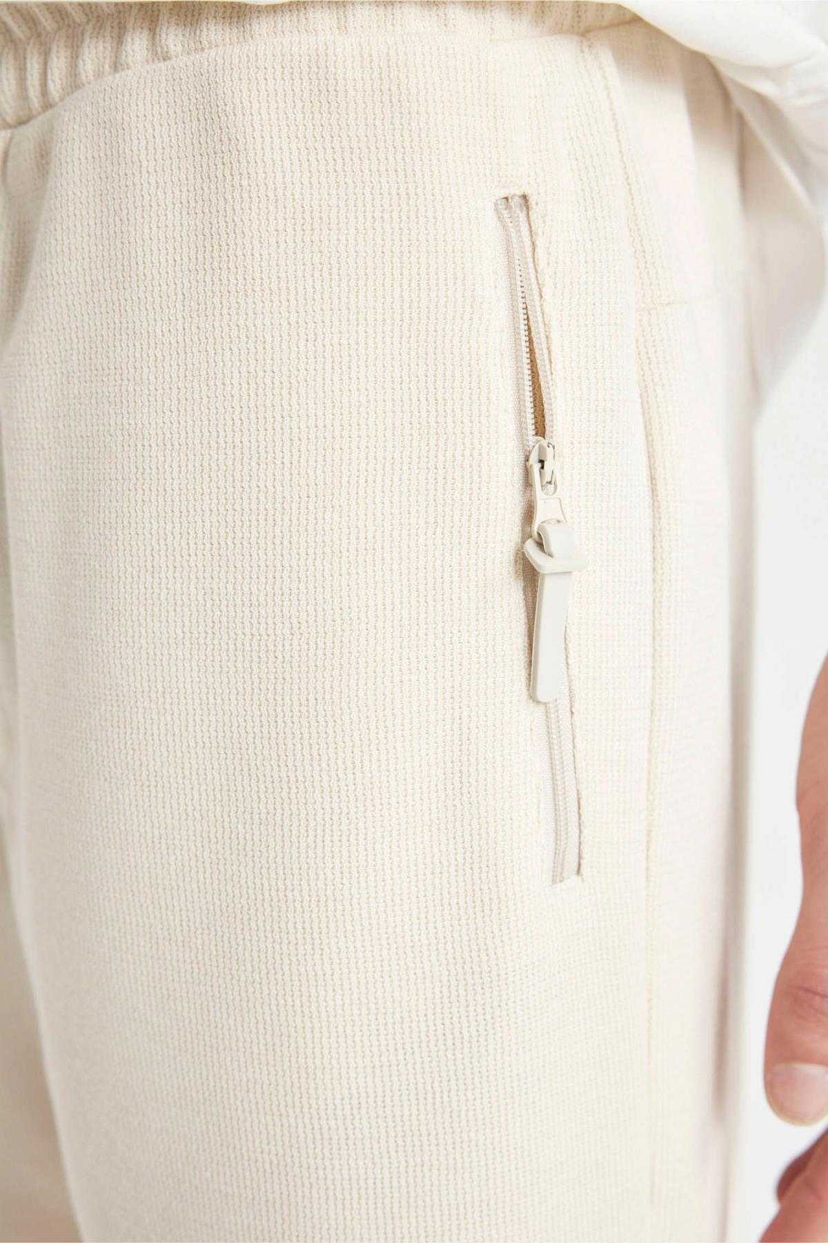 شلوارک ساق پای راست با تناسب منظم