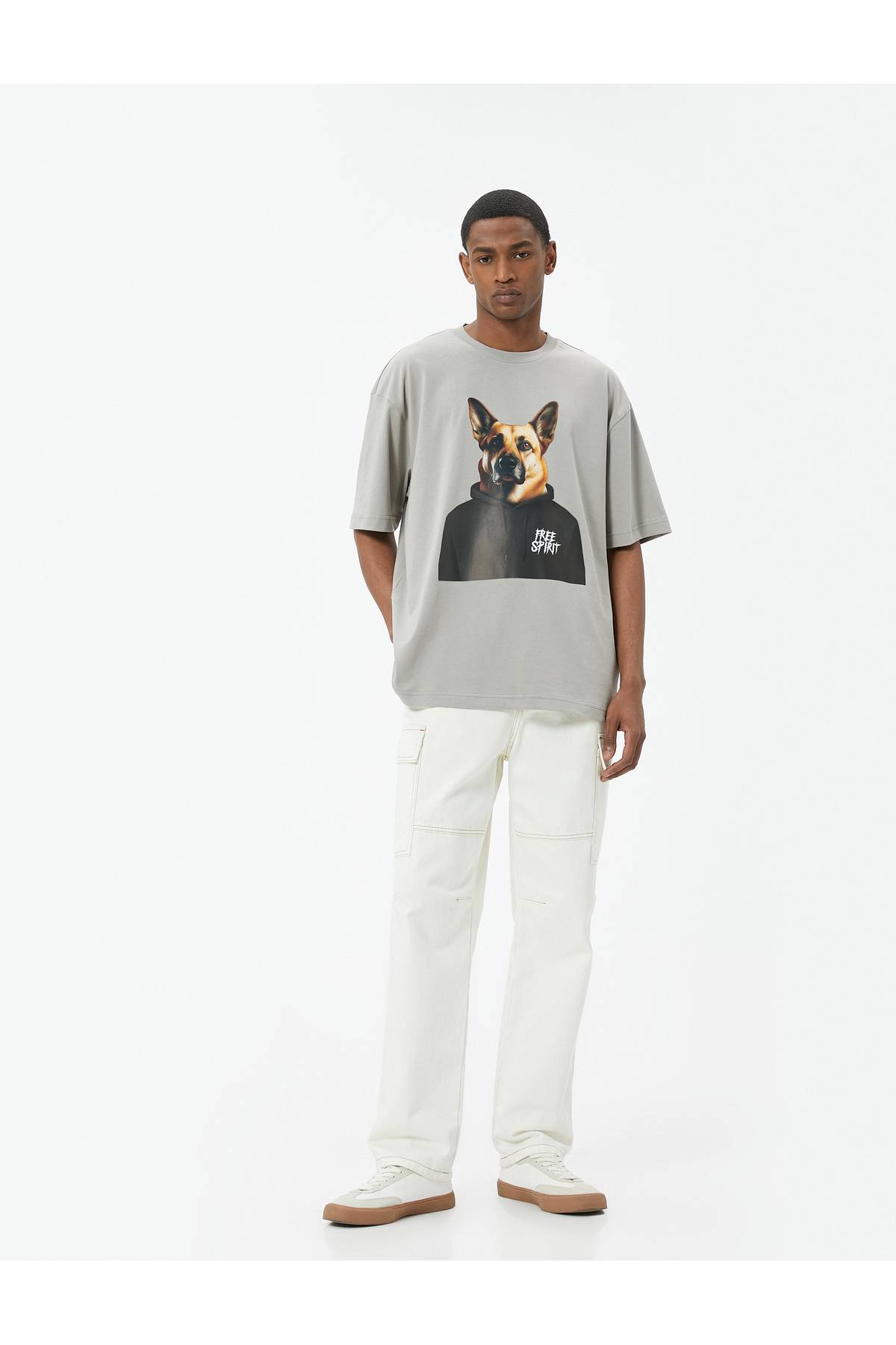 تیشرت سایز بزرگ با یقه خدمه آستین کوتاه با چاپ سگی