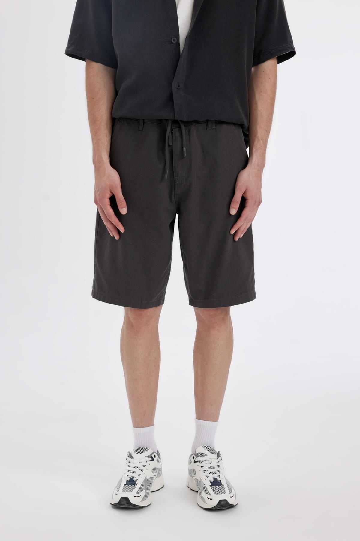 گاباردین برمودای پای راست منظم فیت