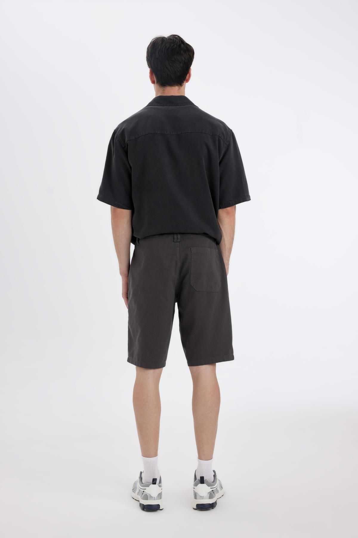 گاباردین برمودای پای راست منظم فیت