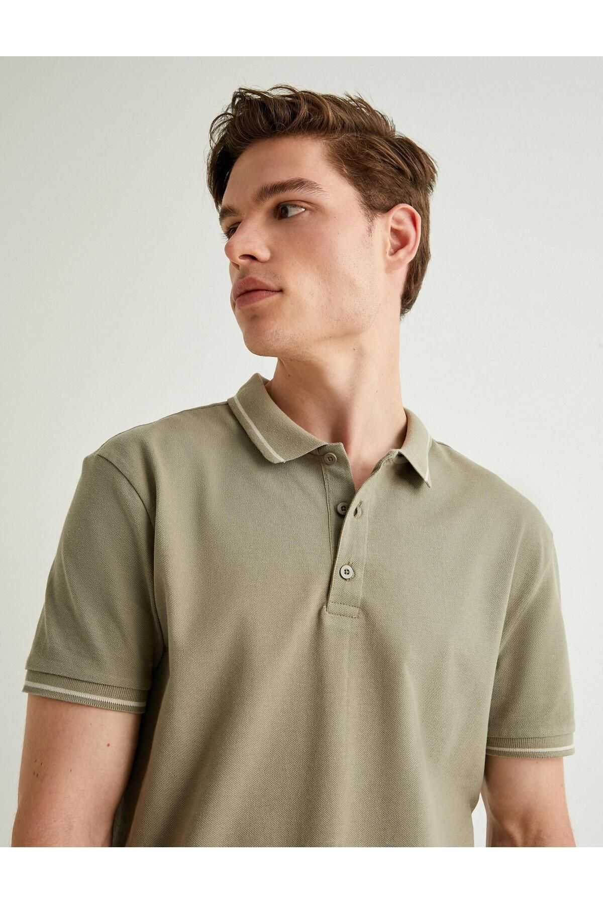تیشرت پولو با آستین کوتاه با جزئیات نخی