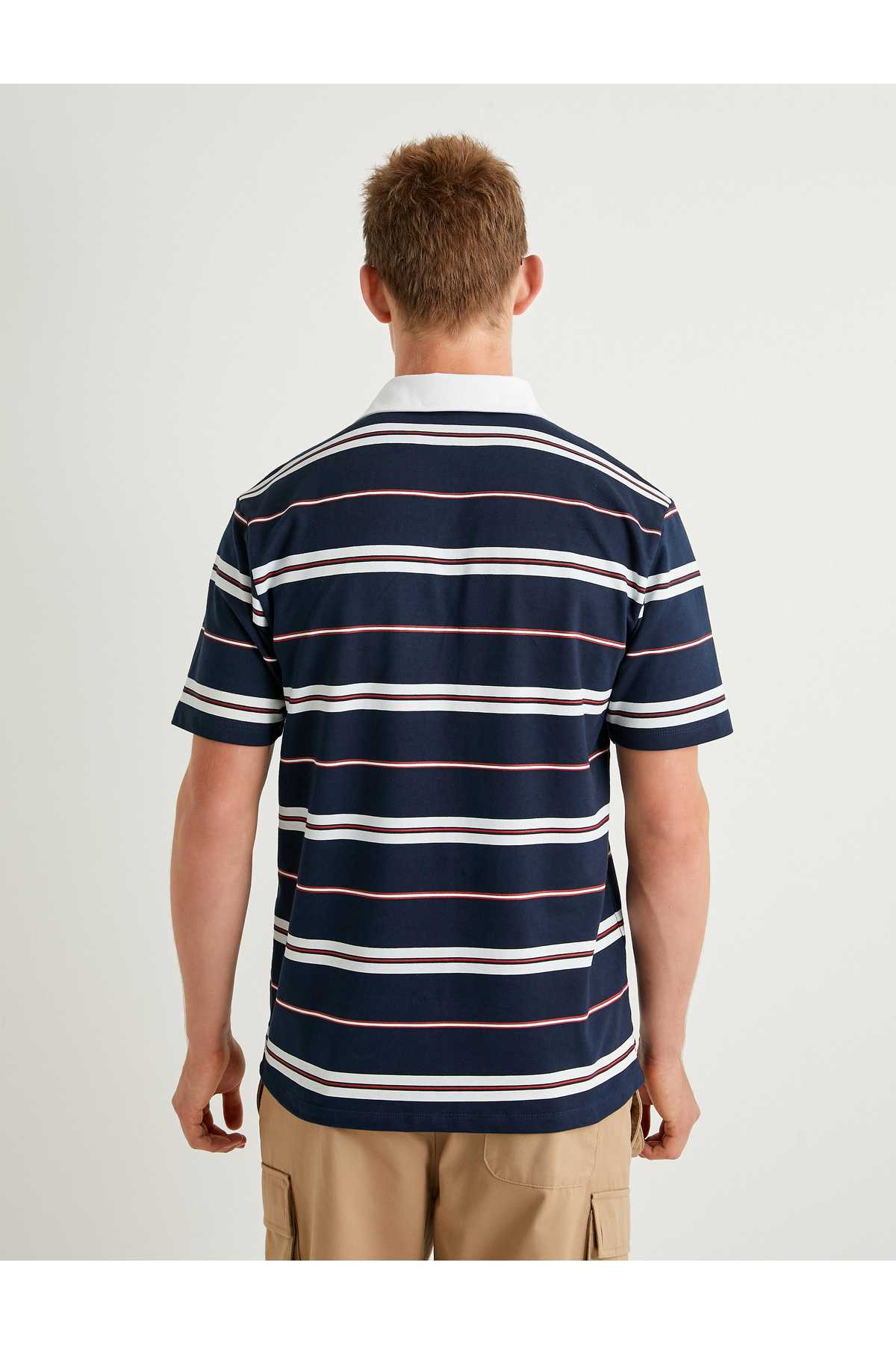 تیشرت یقه پولو آستین کوتاه دکمه دار نخی