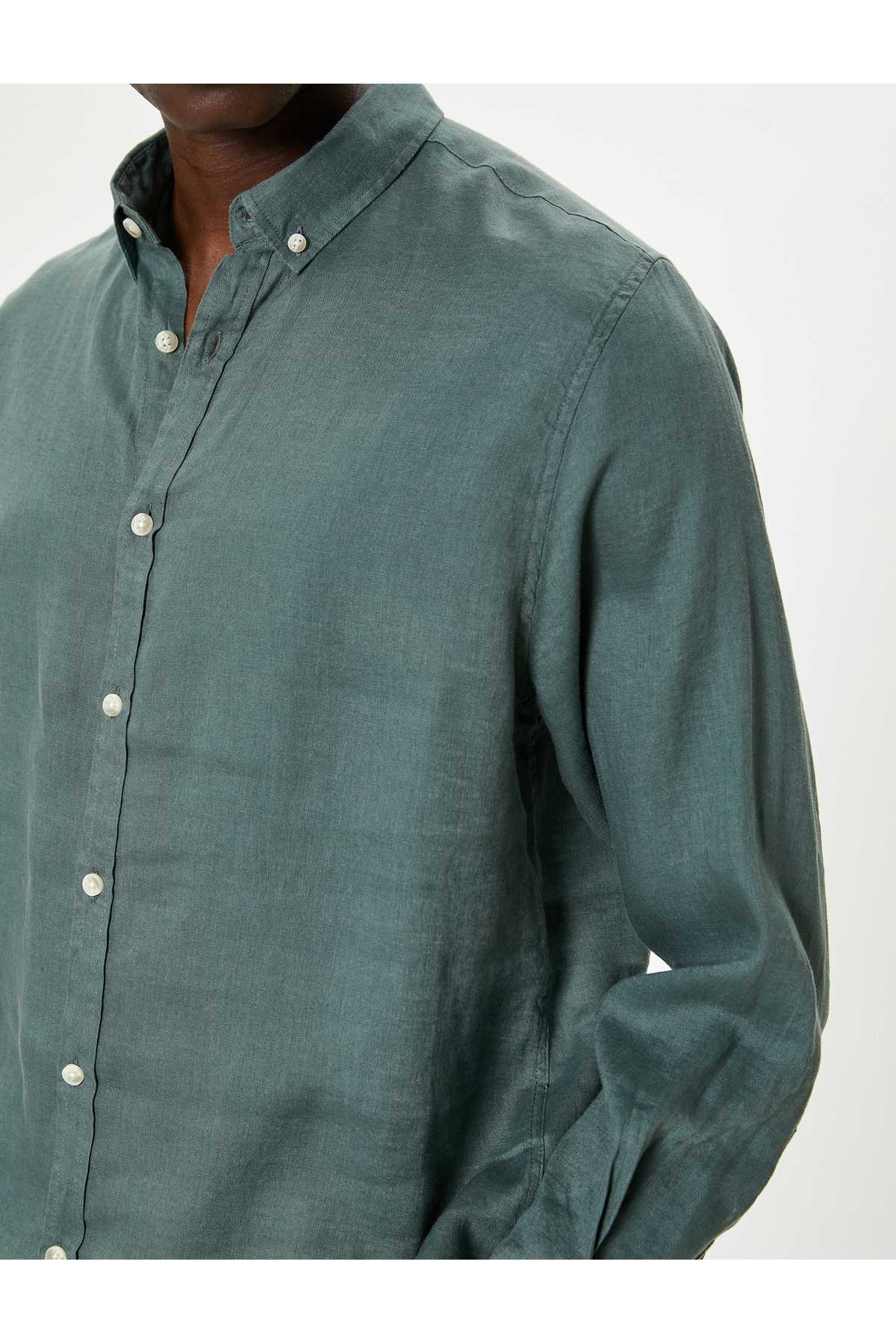 پیراهن کتانی یقه کلاسیک آستین بلند دکمه دار