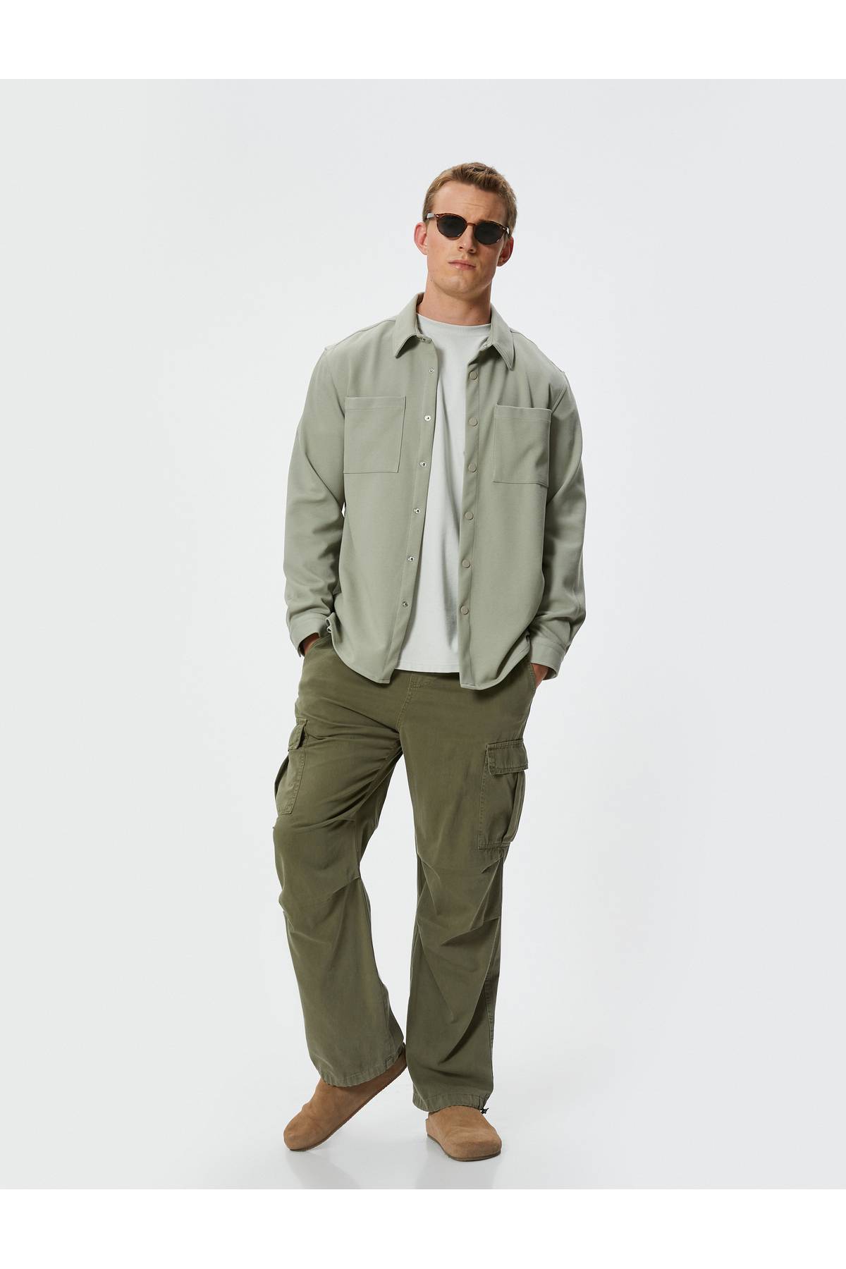 جیب دکمه دار پیراهن آستین بلند با جزئیات