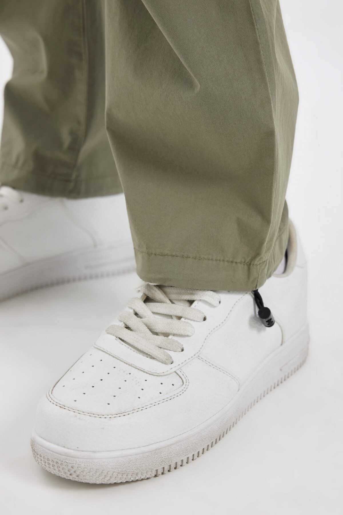 شلوار چتر نجات پا گشاد