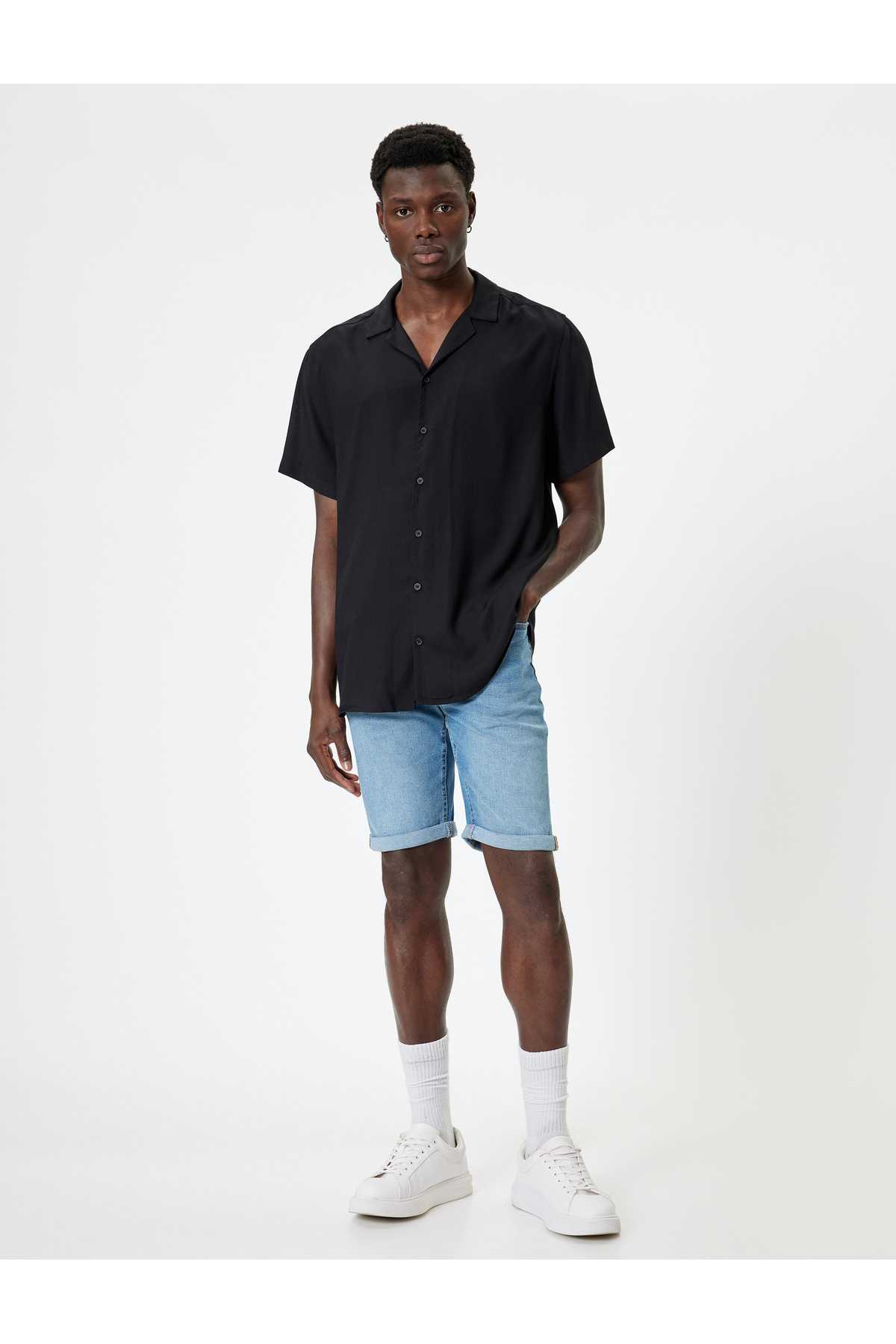 جیب دکمه ای شلوارک جین برمودا باریک با جزئیات