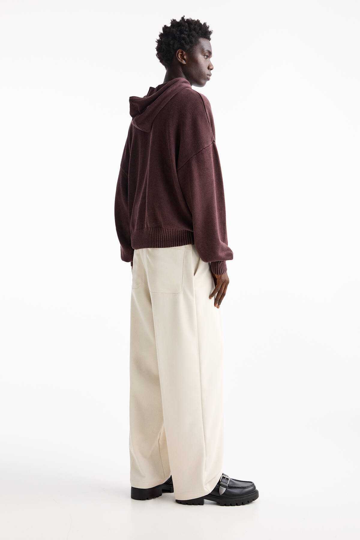 شلوار پارچه ای با دارت