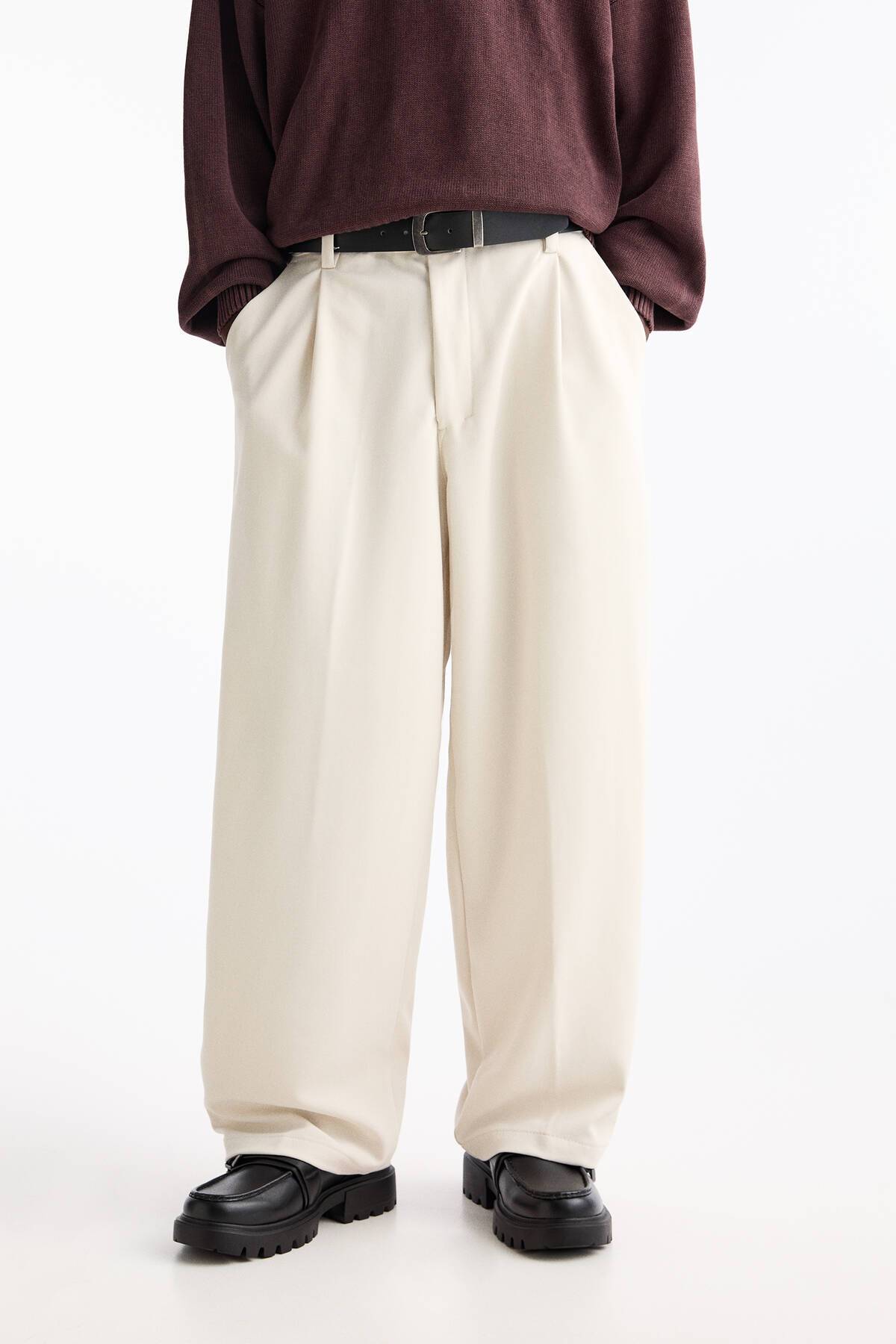 شلوار پارچه ای با دارت