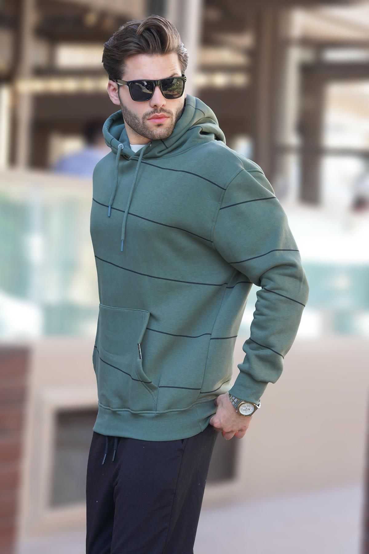 سویشرت مردانه راه راه کلاهدار مشکی با جزئیات جیب