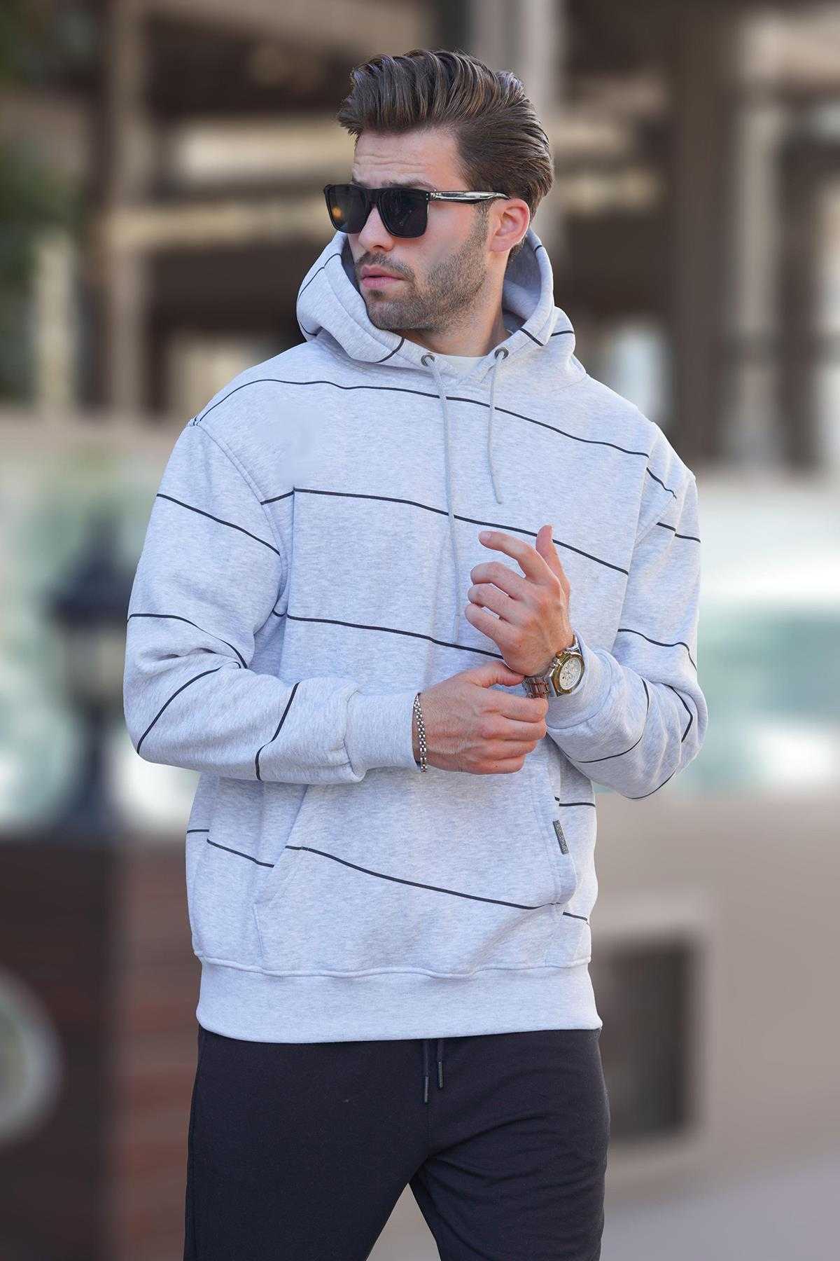 سویشرت مردانه راه راه کلاهدار مشکی با جزئیات جیب