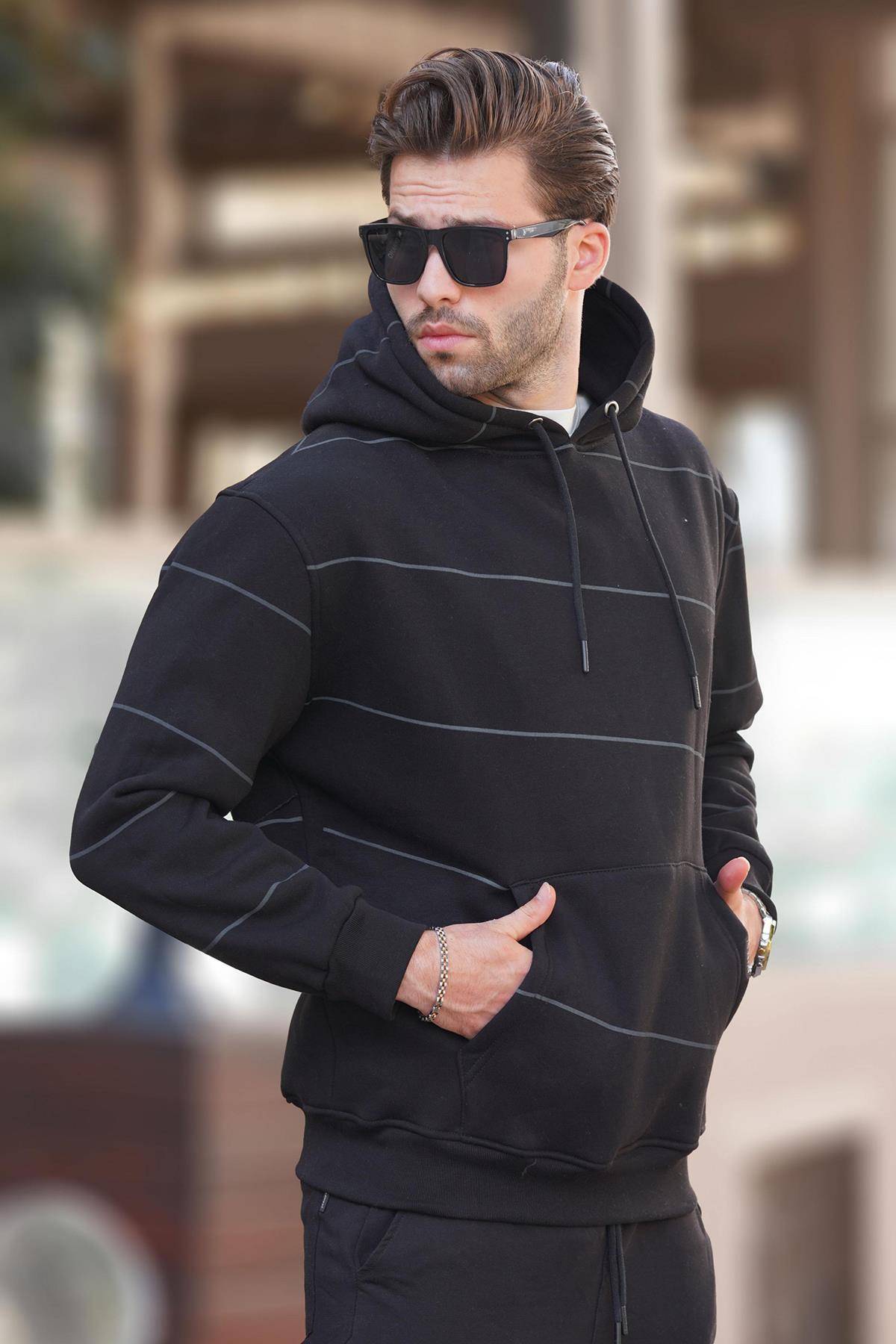 سویشرت مردانه راه راه کلاهدار مشکی با جزئیات جیب