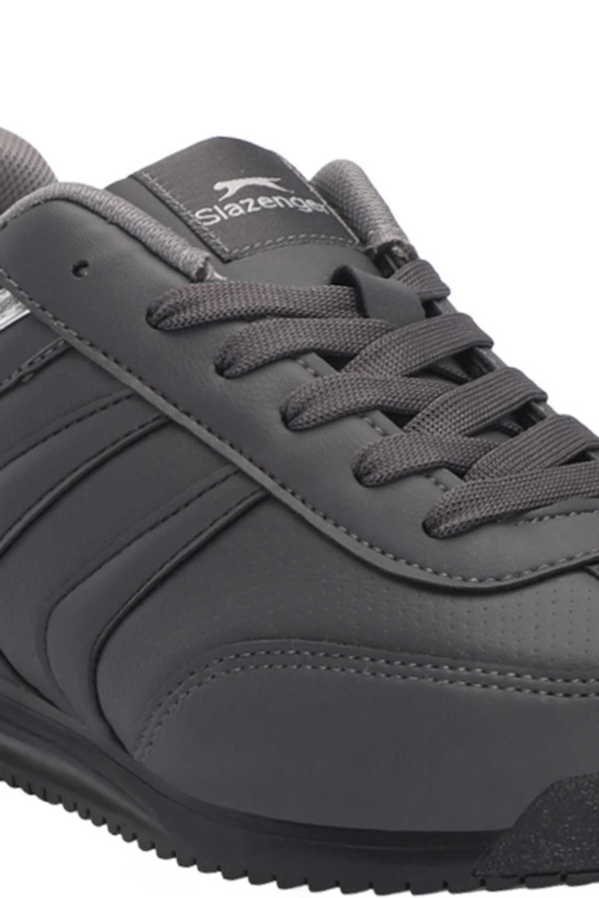 کفش کتانی مردانه MADISON I مشکی / مشکی