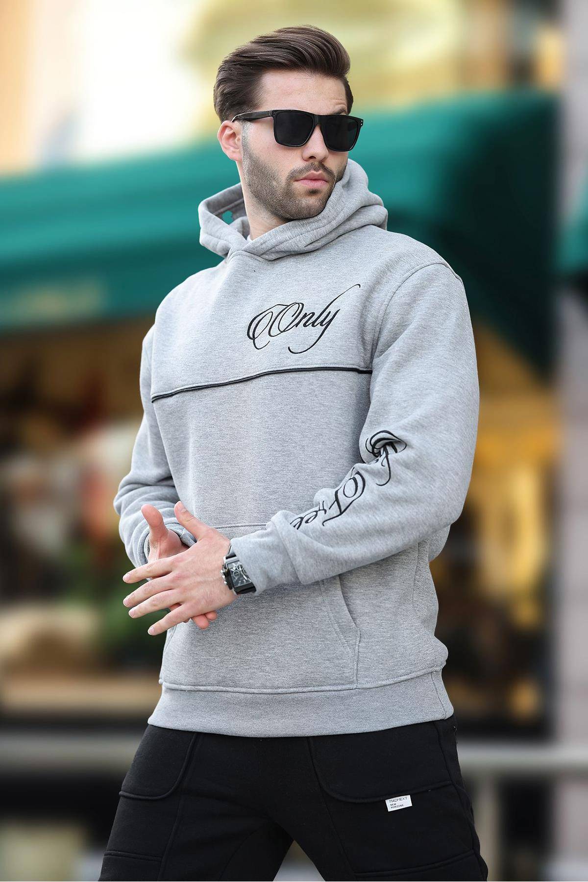 سویشرت مردانه کلاهدار مشکی با چاپ جزئیات راه راه