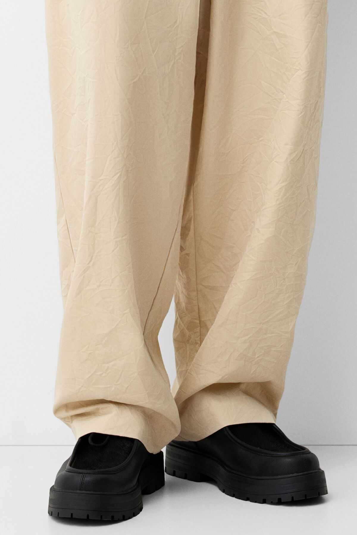 شلوار چروک فوق العاده گشاد