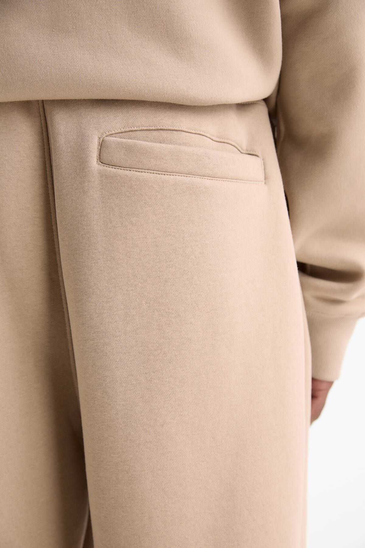 شلوار ورزشی پایه