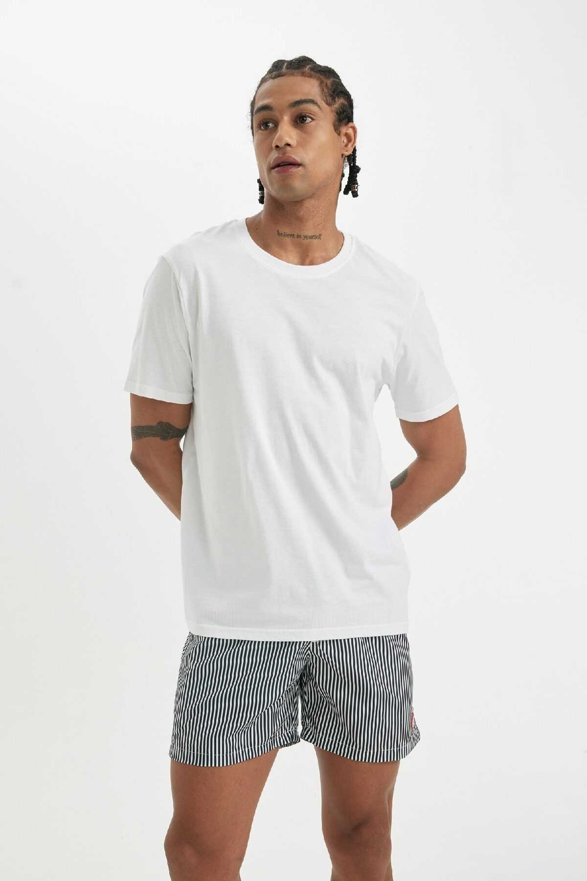 شورت شنا کوتاه با خط راه راه U0024az24hs