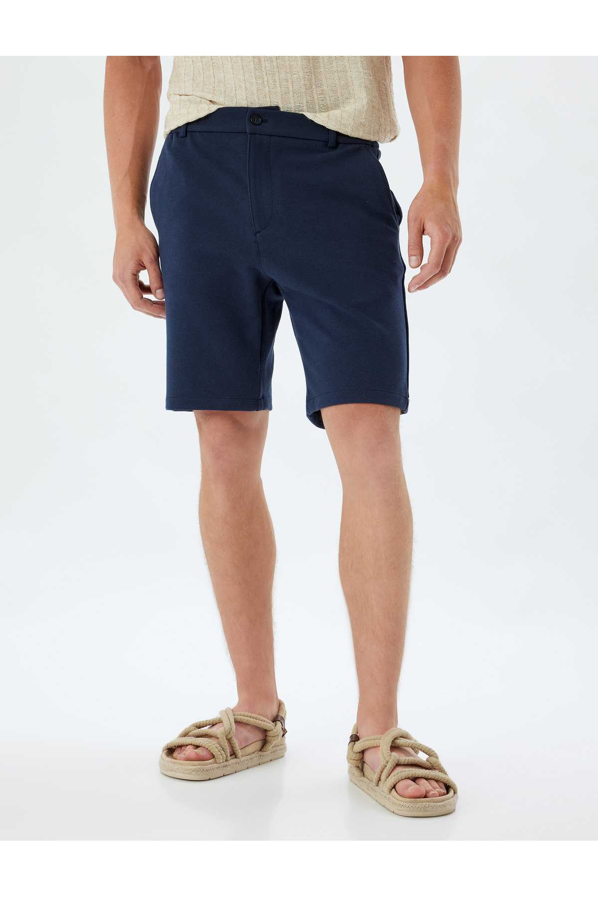 شلوارک چینو جیب کوتاه ترکیب پنبه ای با جزئیات