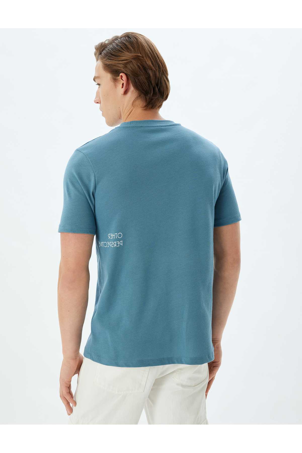 مدل تیشرت یقه خدمه آستین کوتاه نخی دوزی شده