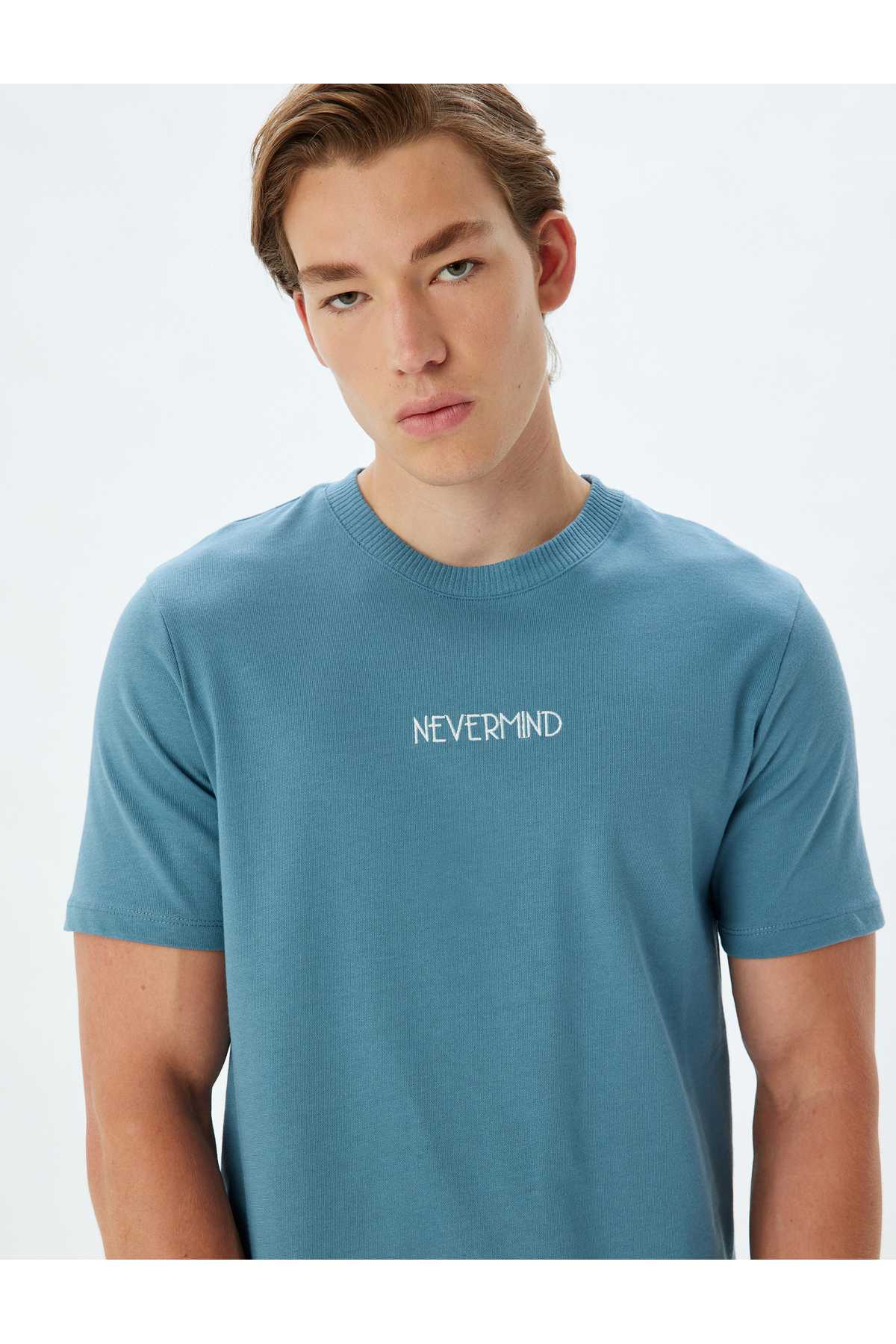 مدل تیشرت یقه خدمه آستین کوتاه نخی دوزی شده