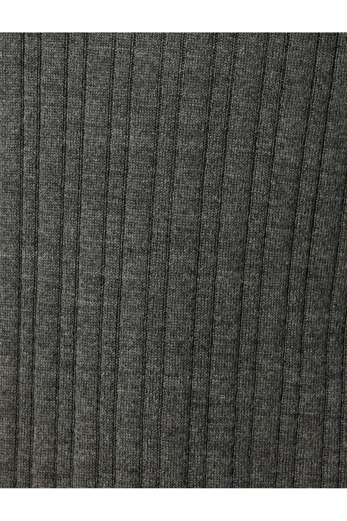 ژاکت بافتنی با زیپ یقه بلند ترکیب پشمی با جزئیات