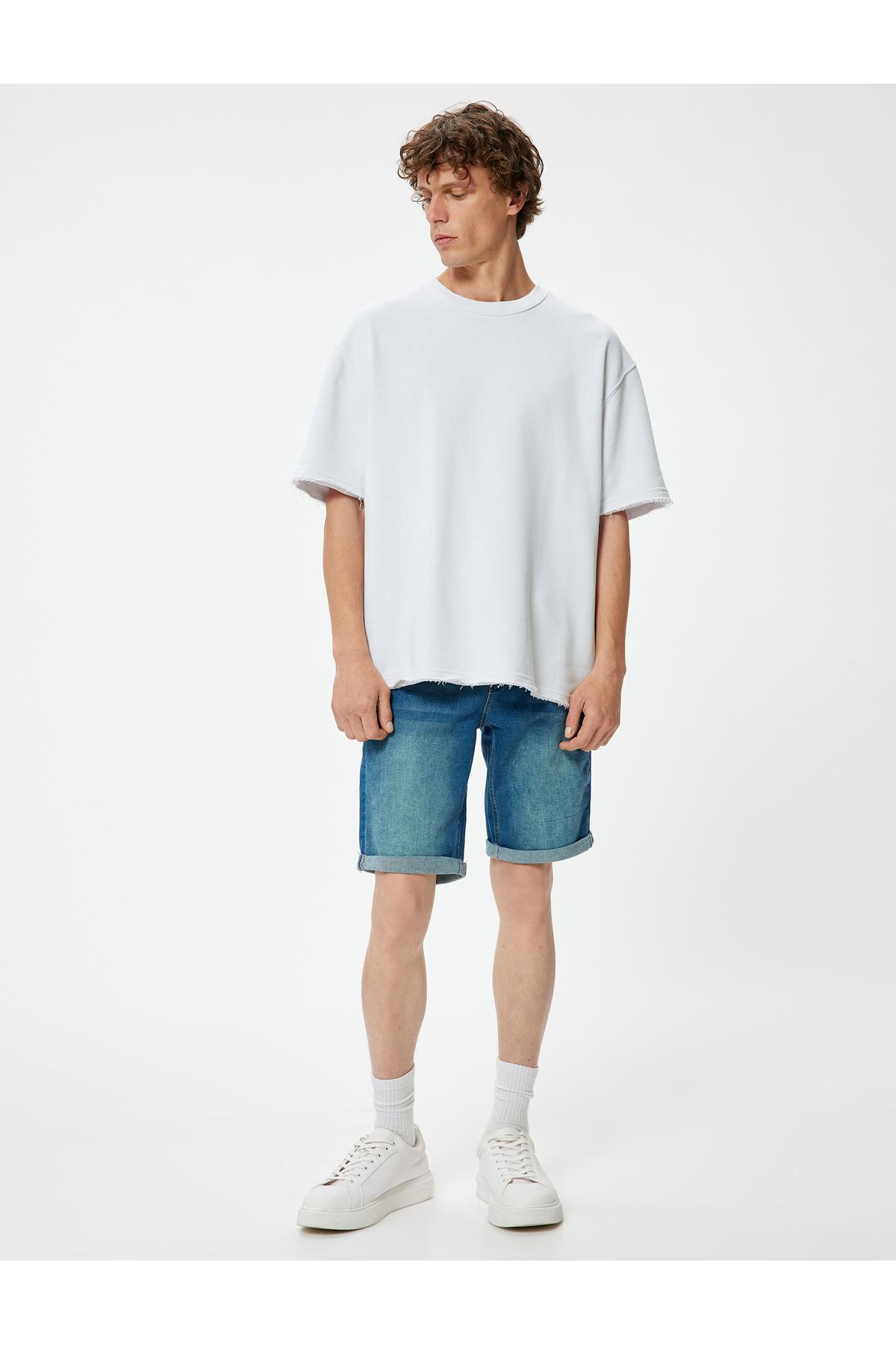 شلوارک جین باریک با جیب تاشو برمودا با جزئیات نخی