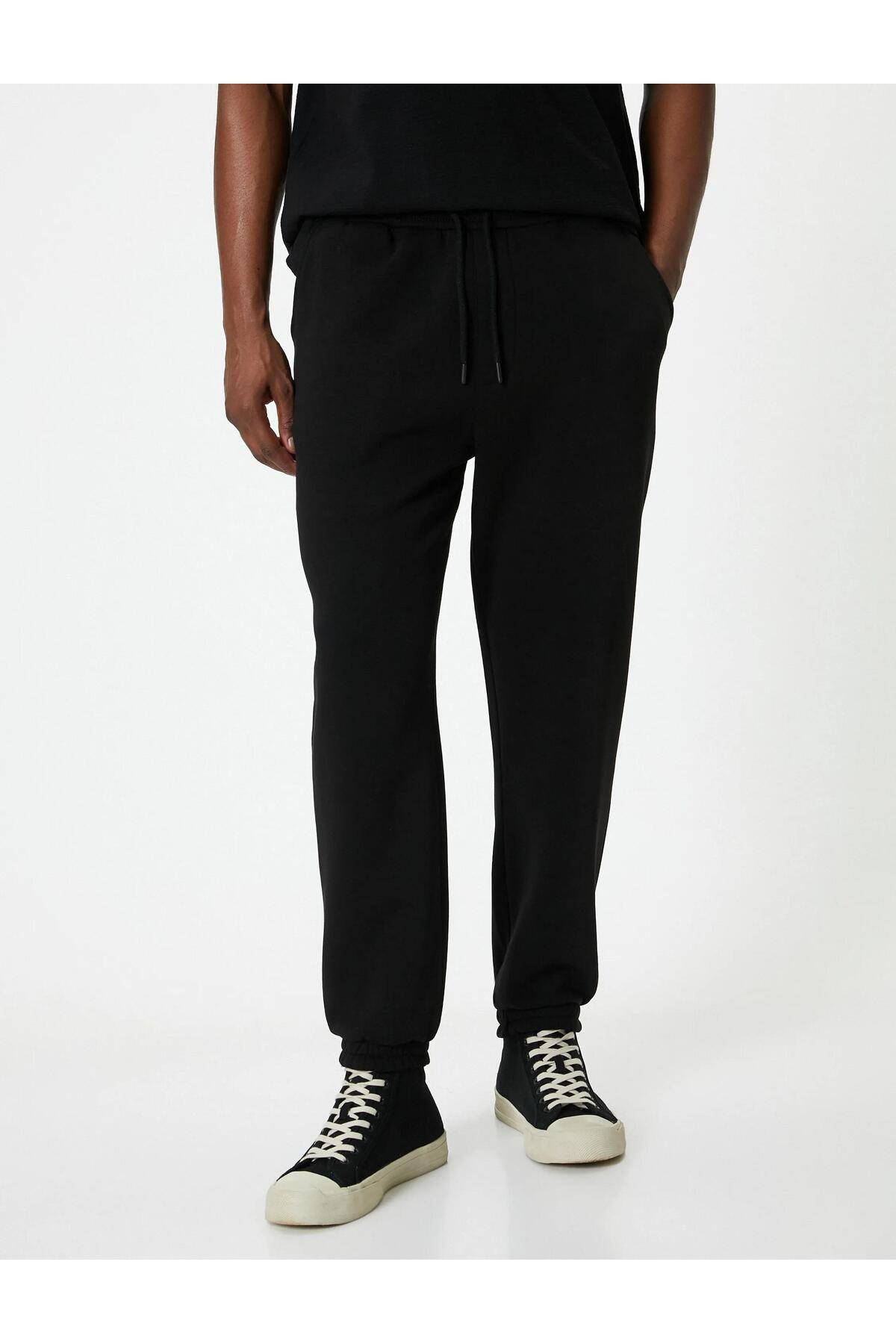 شلوار ورزشی Jogger با دور کمر توری و جزئیات جیب