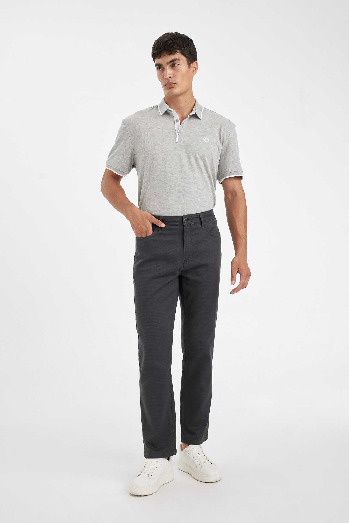 شلوار ساده با جیب های راست