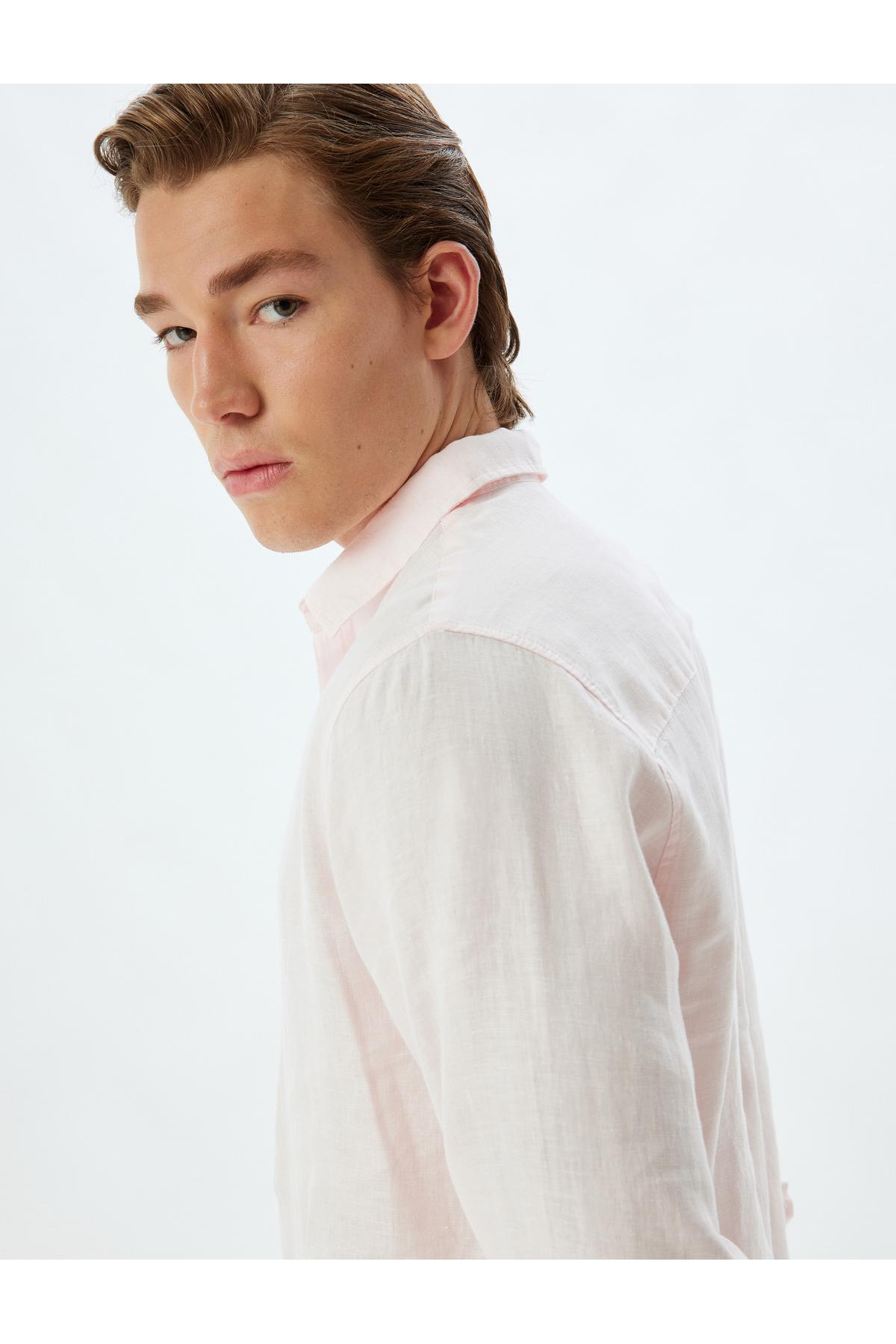 دکمه آستین کوتاه پیراهن کتانی